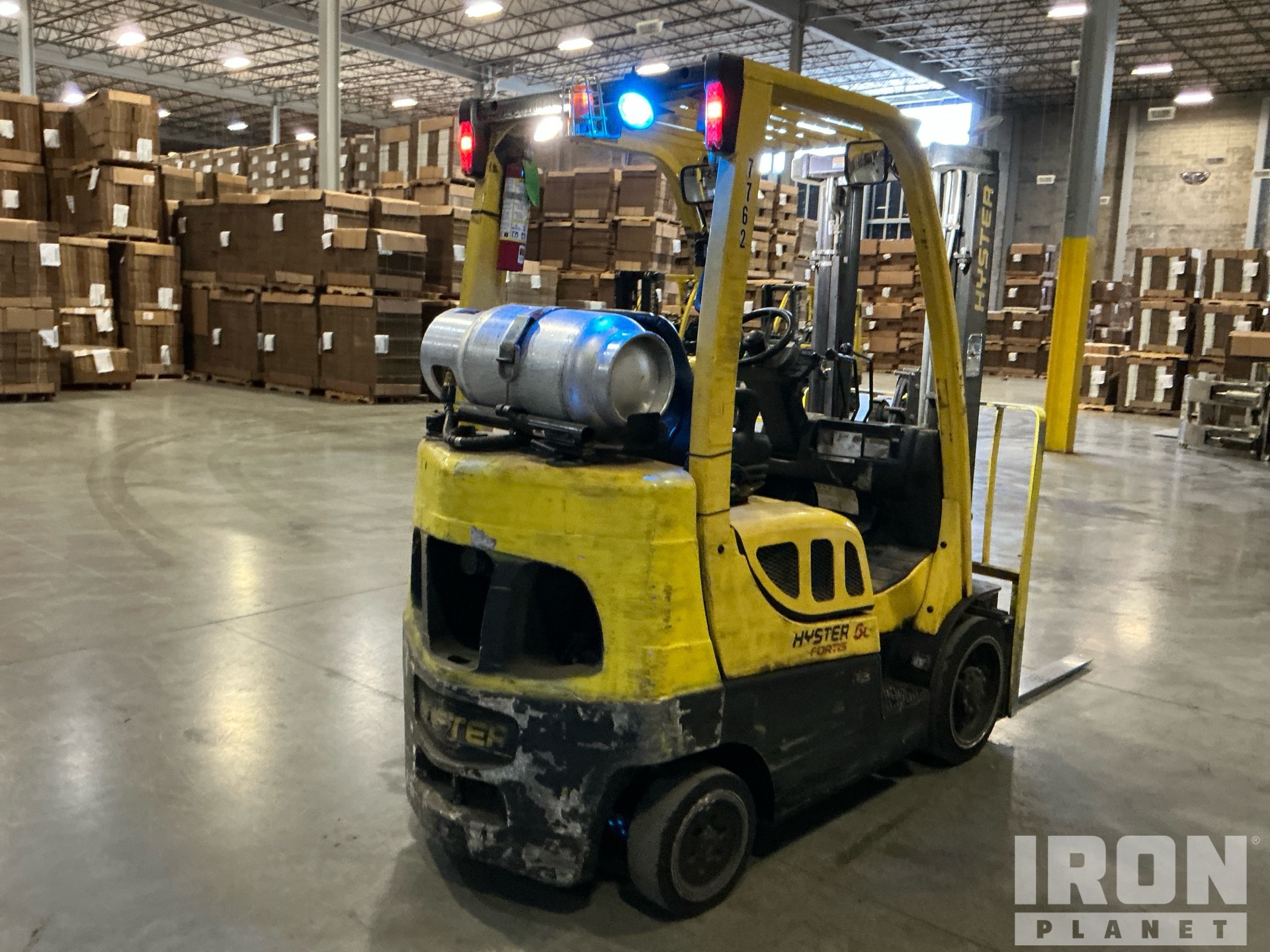 General Appearance - Lift Truck* with Foto, angolo anteriore sinistro