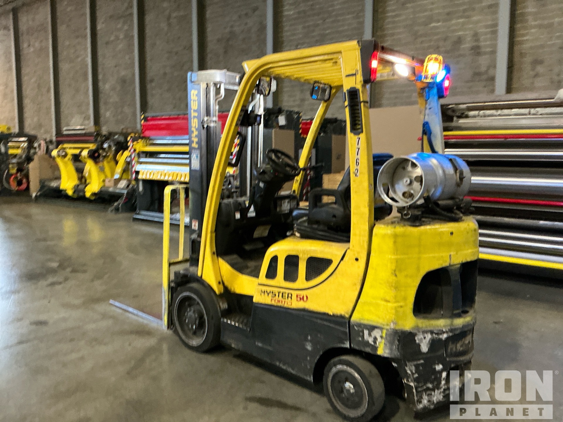 General Appearance - Lift Truck* with Foto, angolo posteriore sinistro