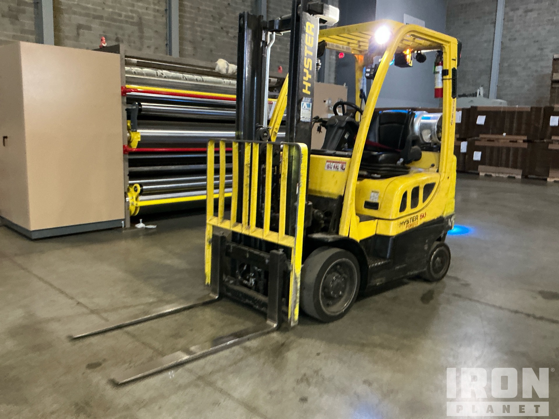 General Appearance - Lift Truck* with Foto, angolo anteriore sinistro