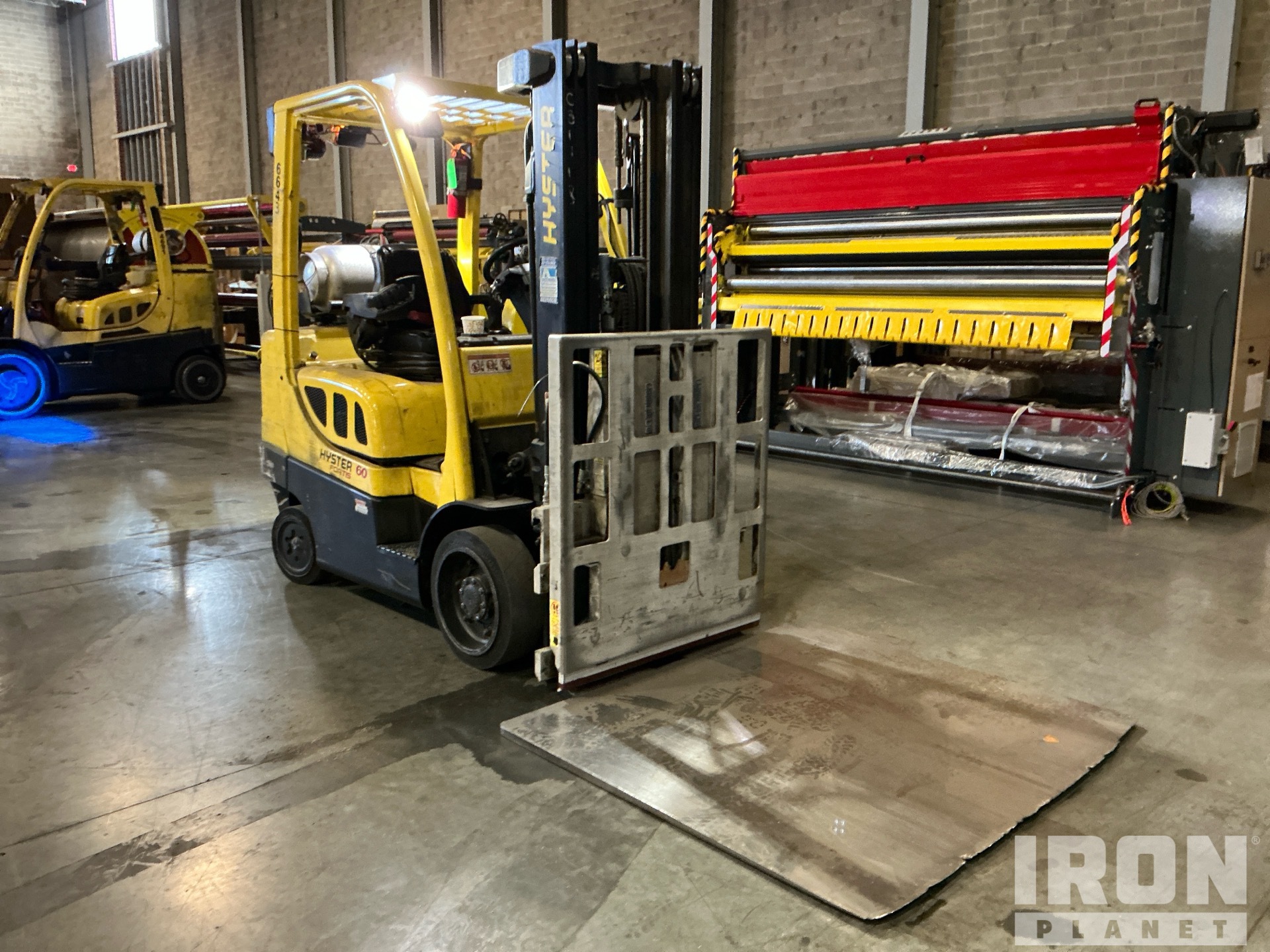General Appearance - Lift Truck* with Foto, angolo anteriore destro