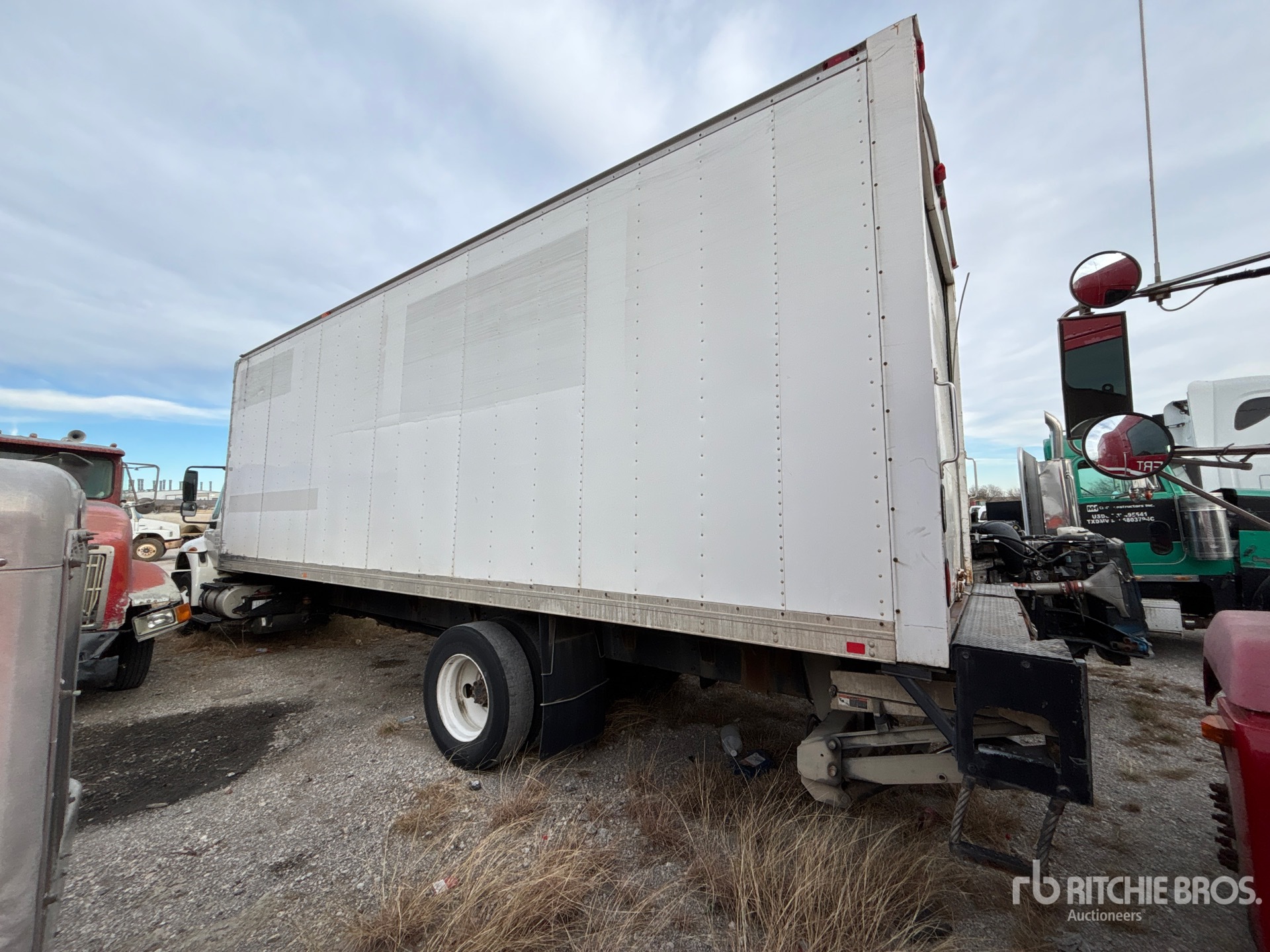 General Appearance with Imagen: esquina trasera izquierda