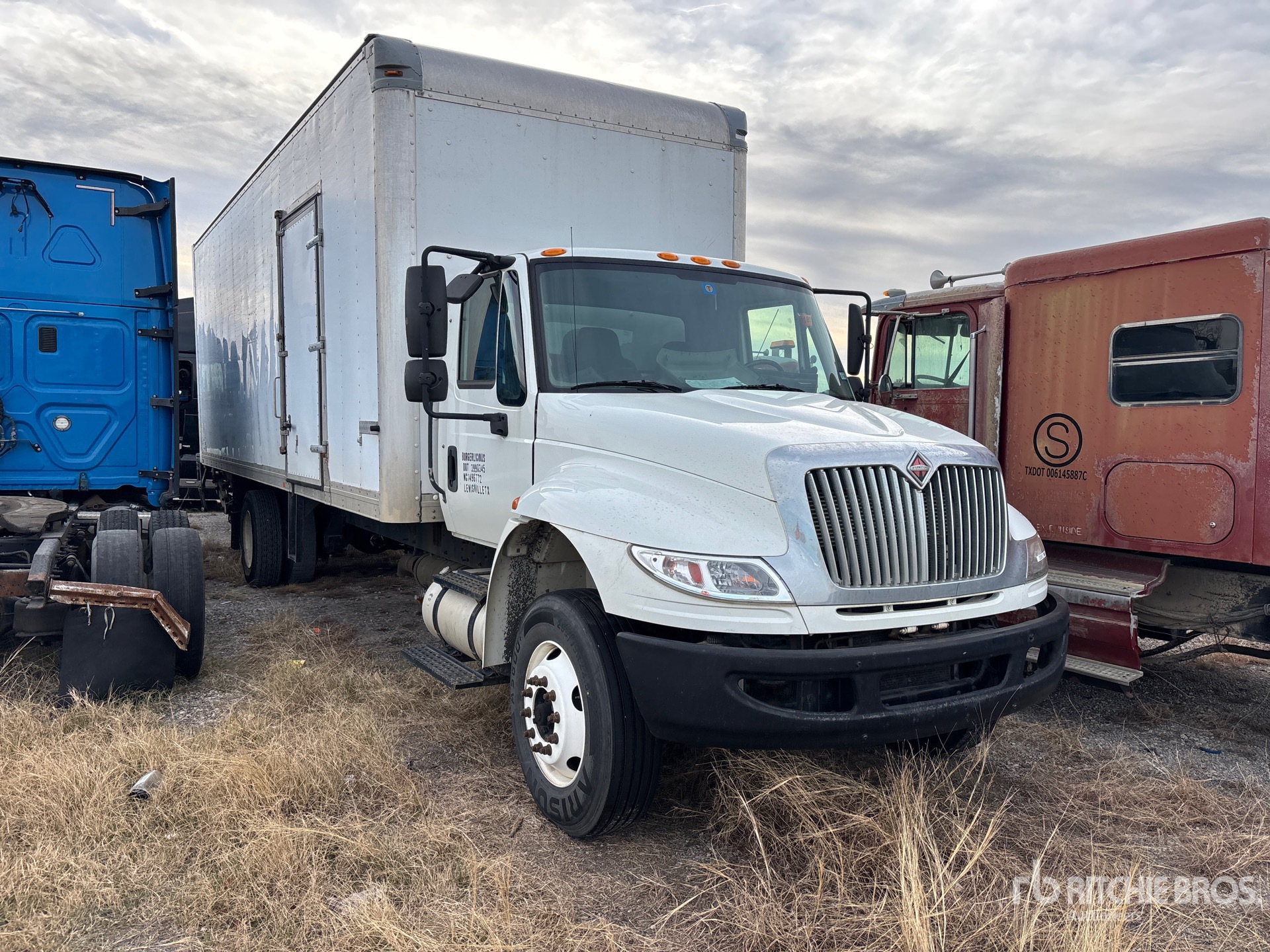 General Appearance with Imagen: esquina delantera derecha