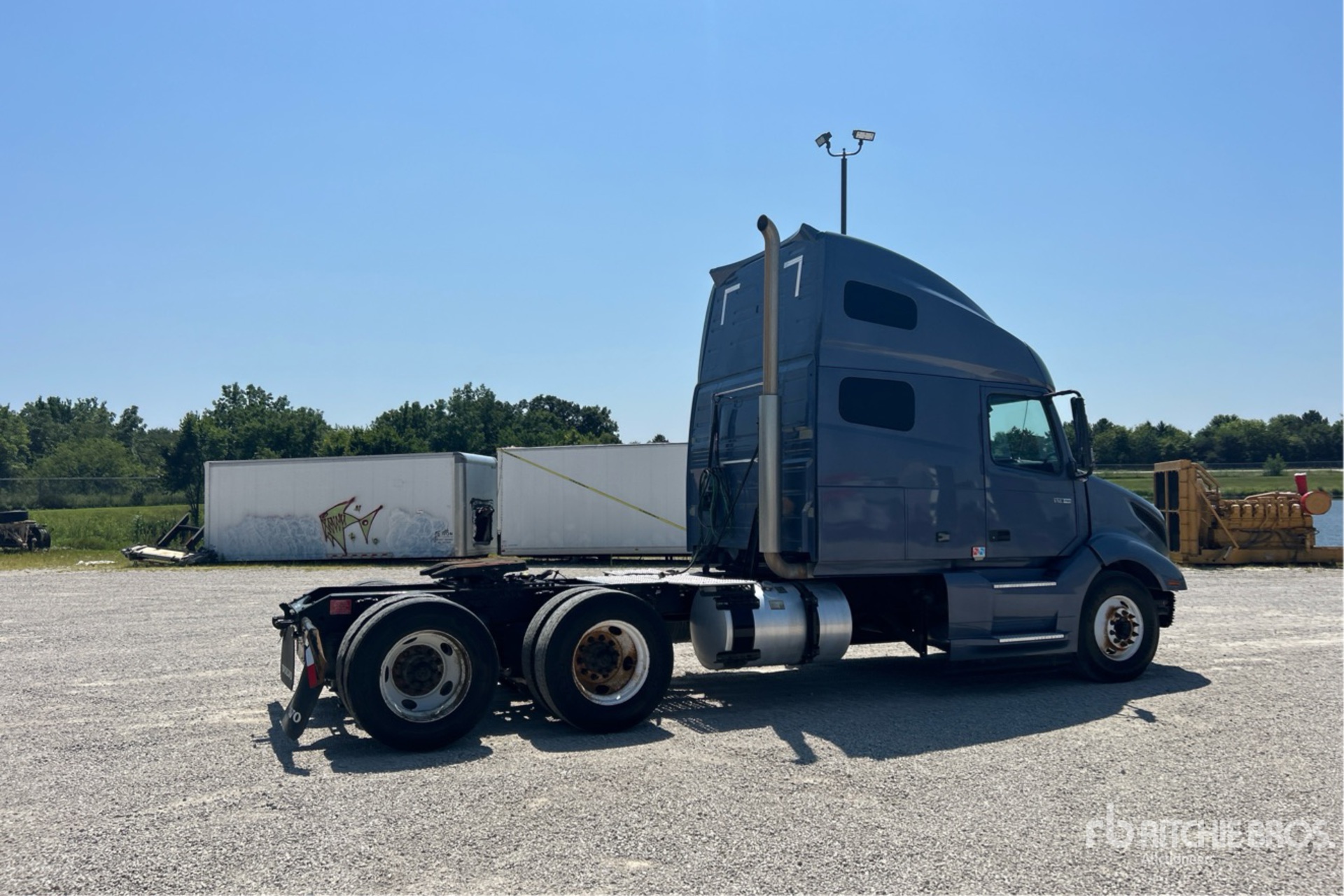 2024 Volvo VNL760