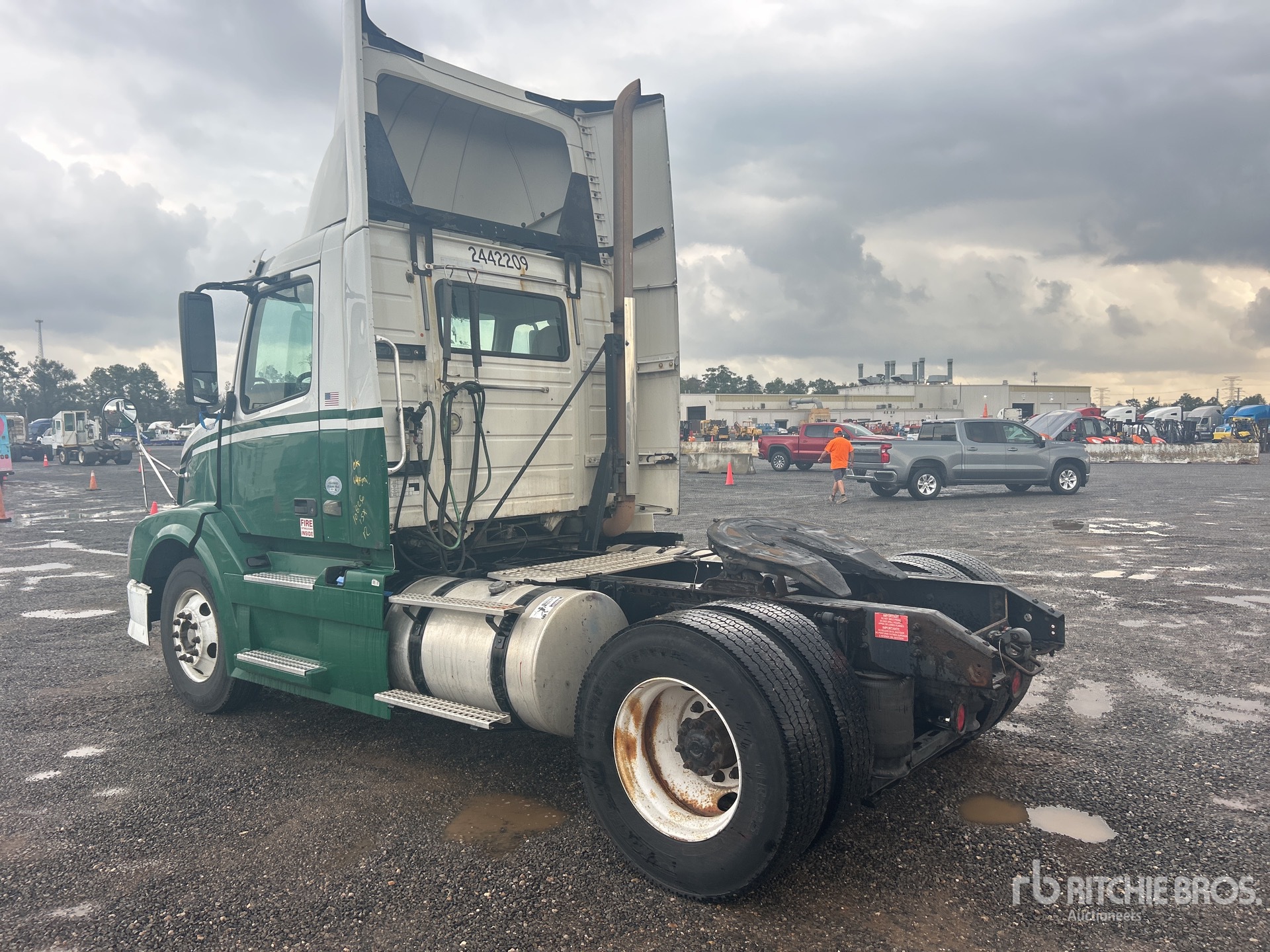 General Appearance with Imagen: esquina trasera izquierda