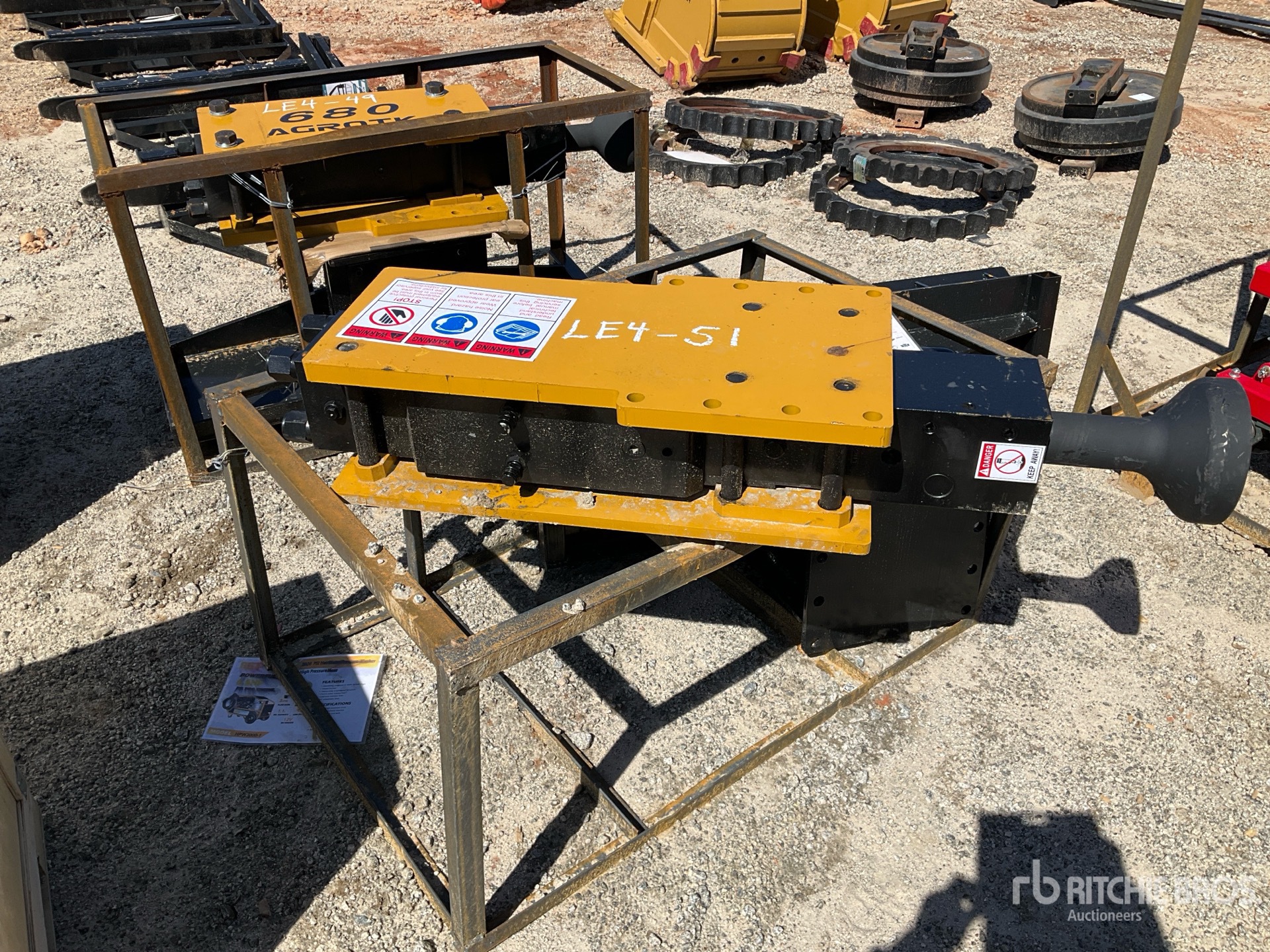 General Appearance with Picture, Left Front Corner