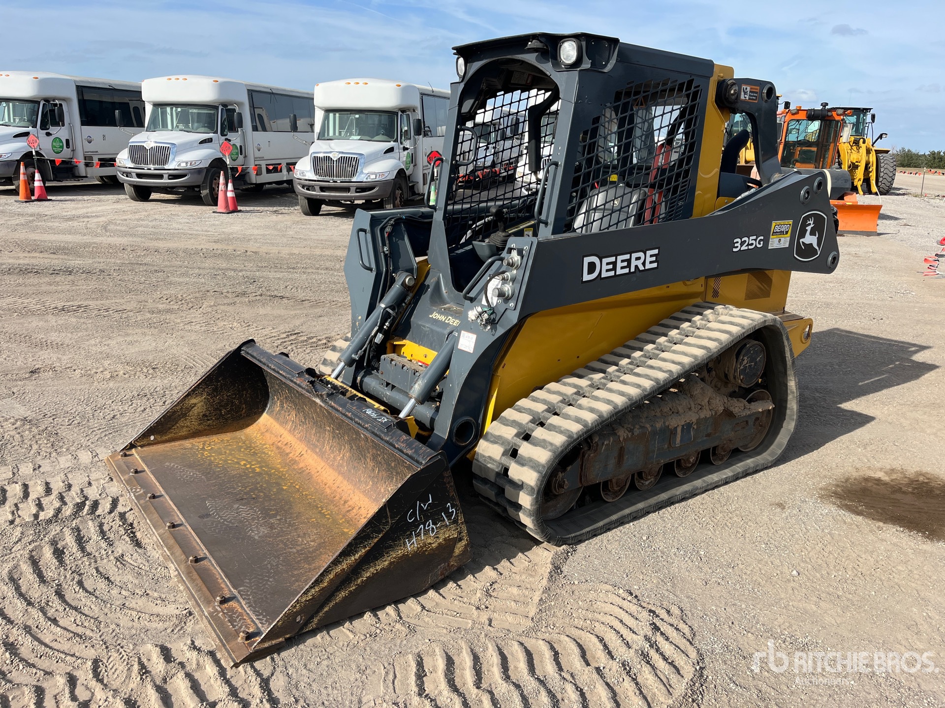 General Appearance with Featured Photo