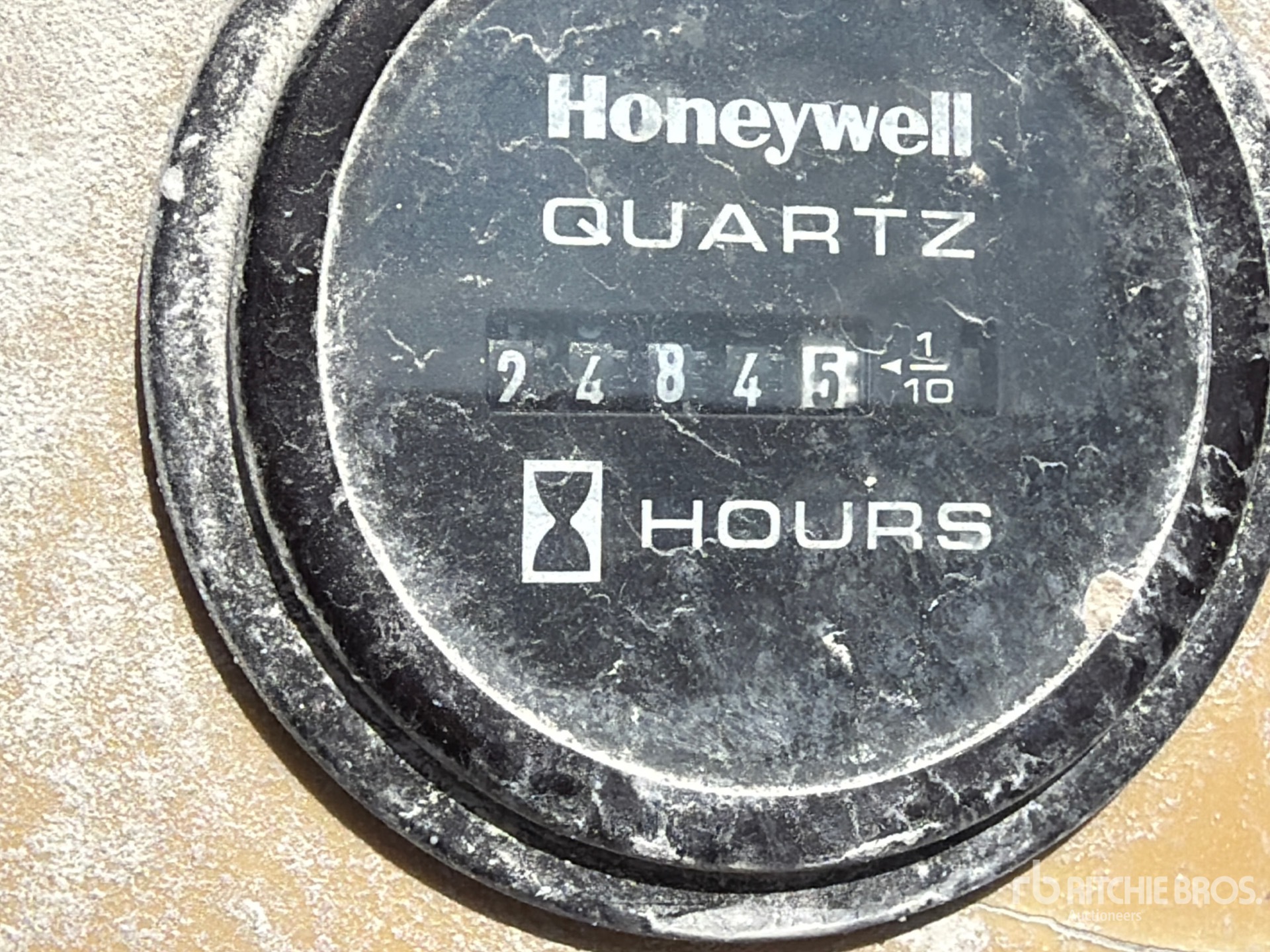 General Appearance with Horímetro / Odómetro