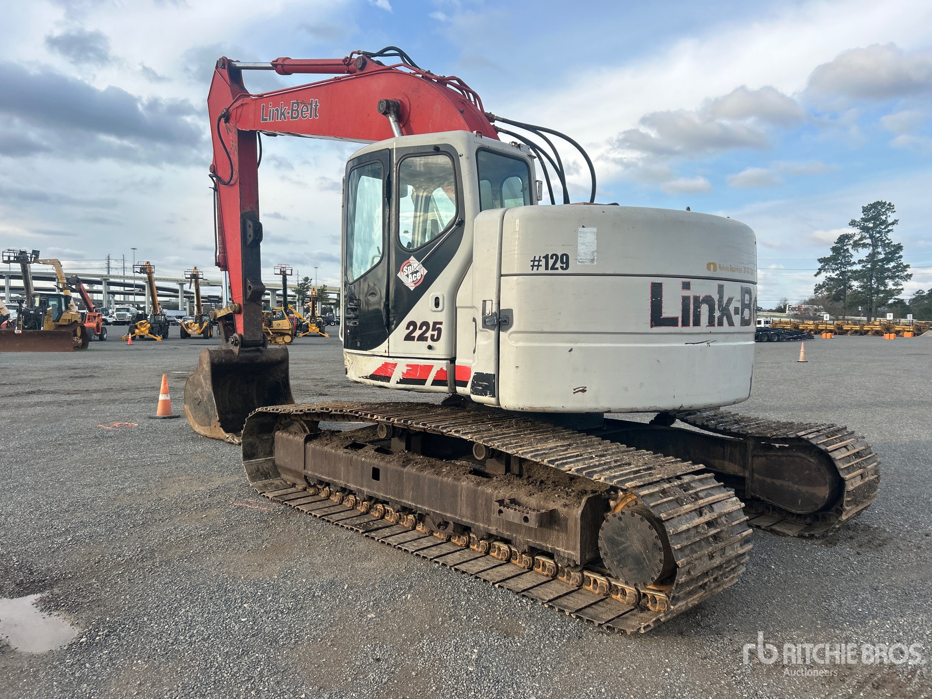 General Appearance with Bild, Ecke hinten links