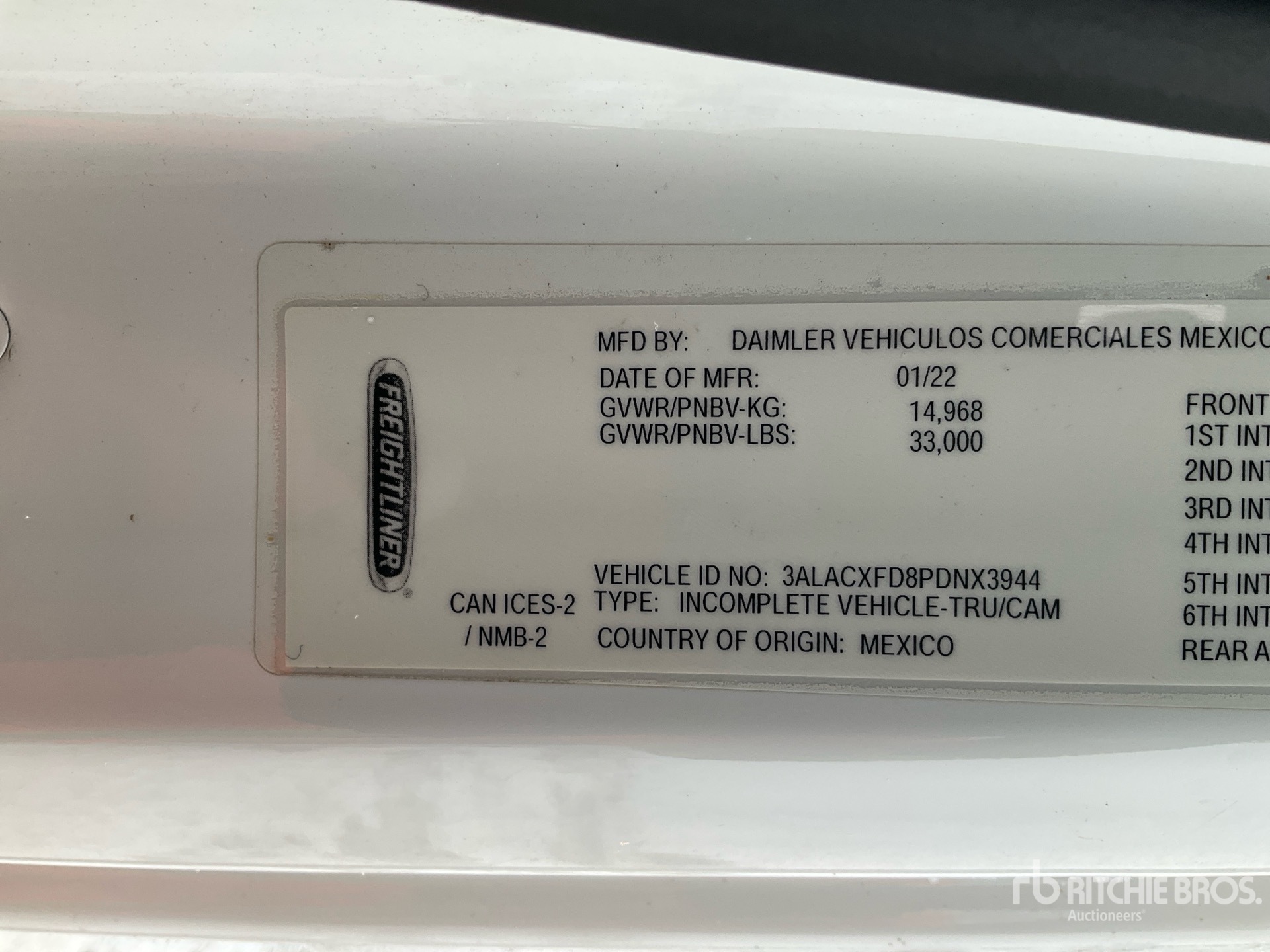 2023 Freightliner M2 106
