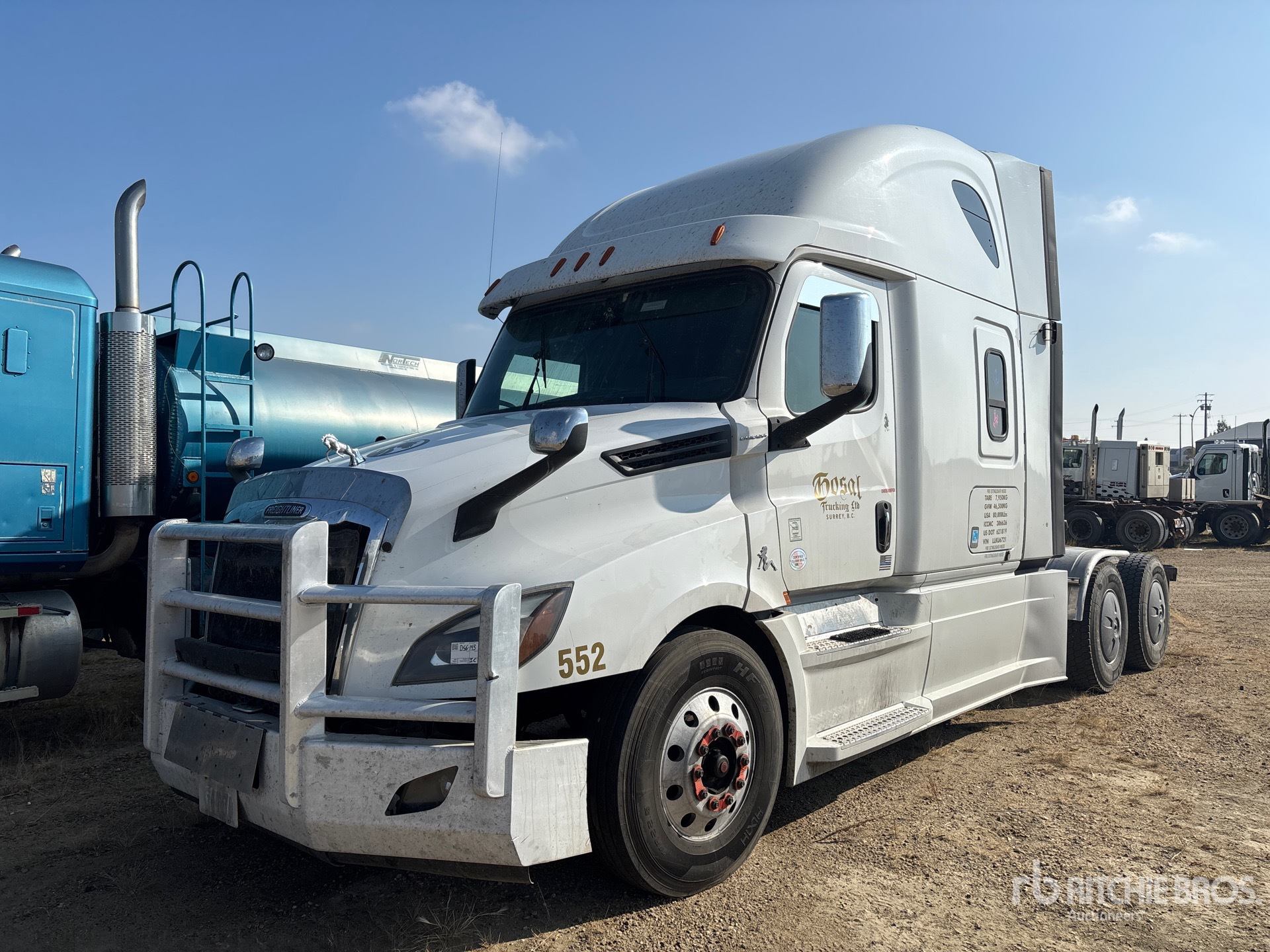 General Appearance with Picture, Left Front Corner