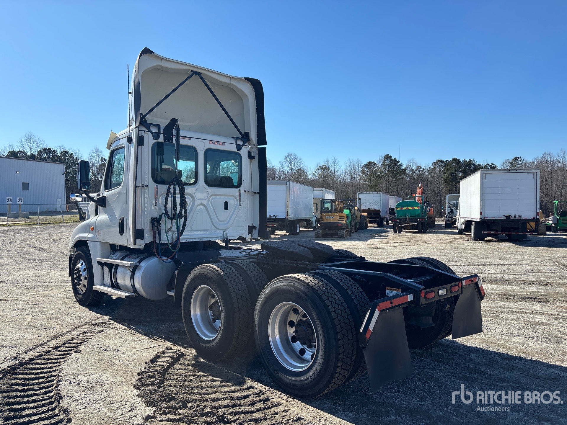 General Appearance with Bild, Ecke hinten links