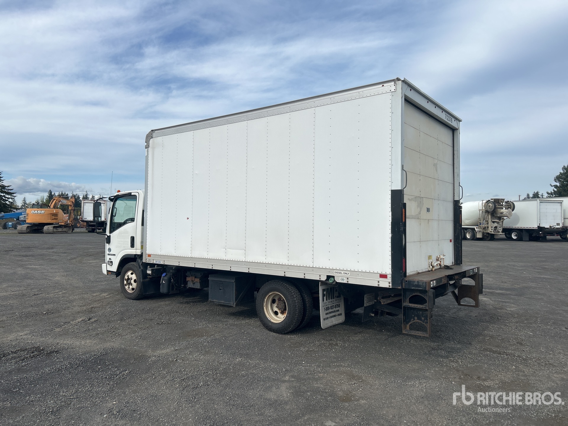 General Appearance with Foto, angolo posteriore sinistro