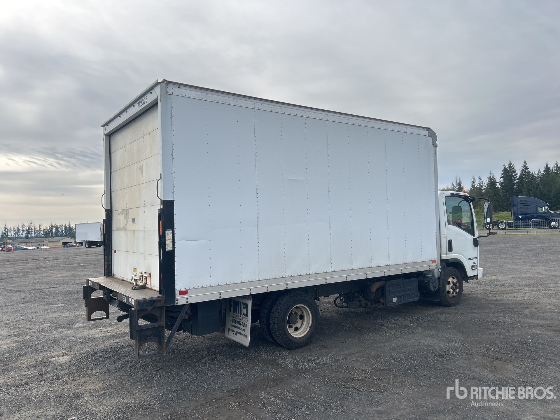 General Appearance with Foto, angolo anteriore sinistro