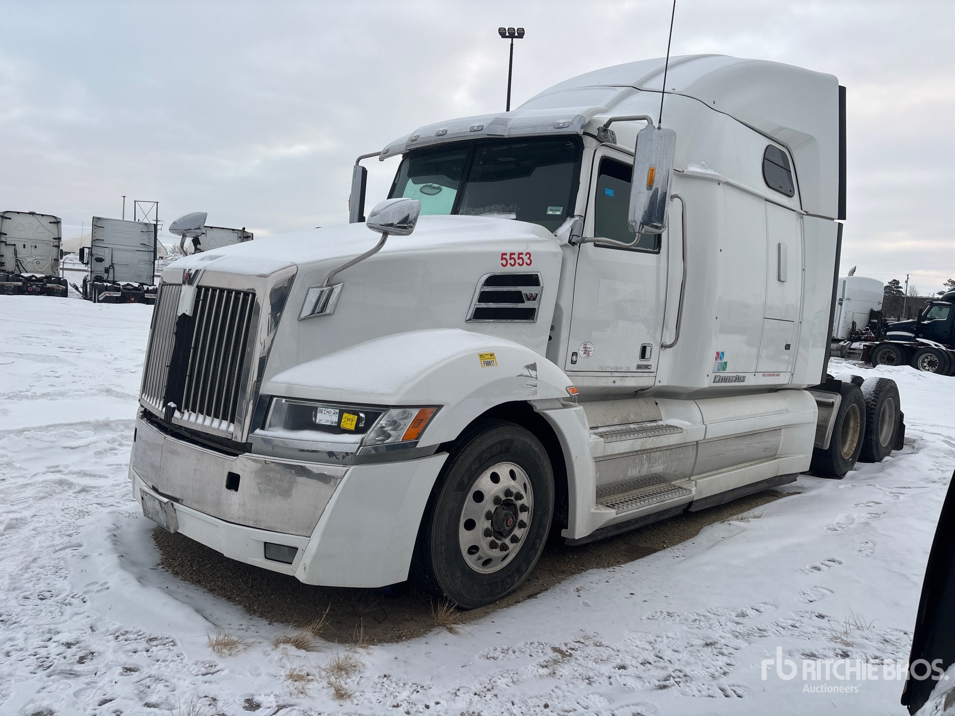 General Appearance with Picture, Left Front Corner