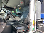 v2 Control Station - Truck Dual Operator with Sedili/braccioli
