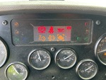 v2 Control Station - Truck Dual Operator with Pressione dell’olio