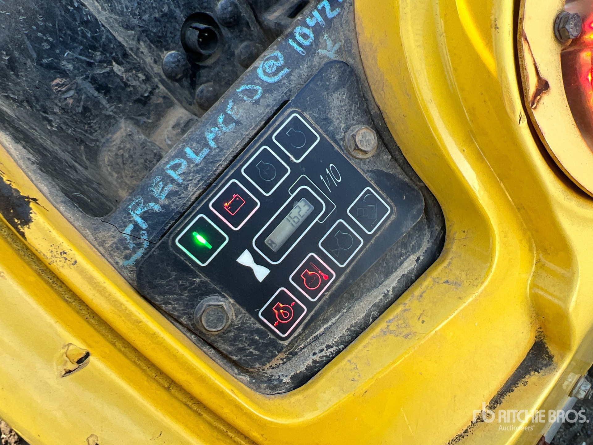 General Appearance with Hour Meter / Odometer