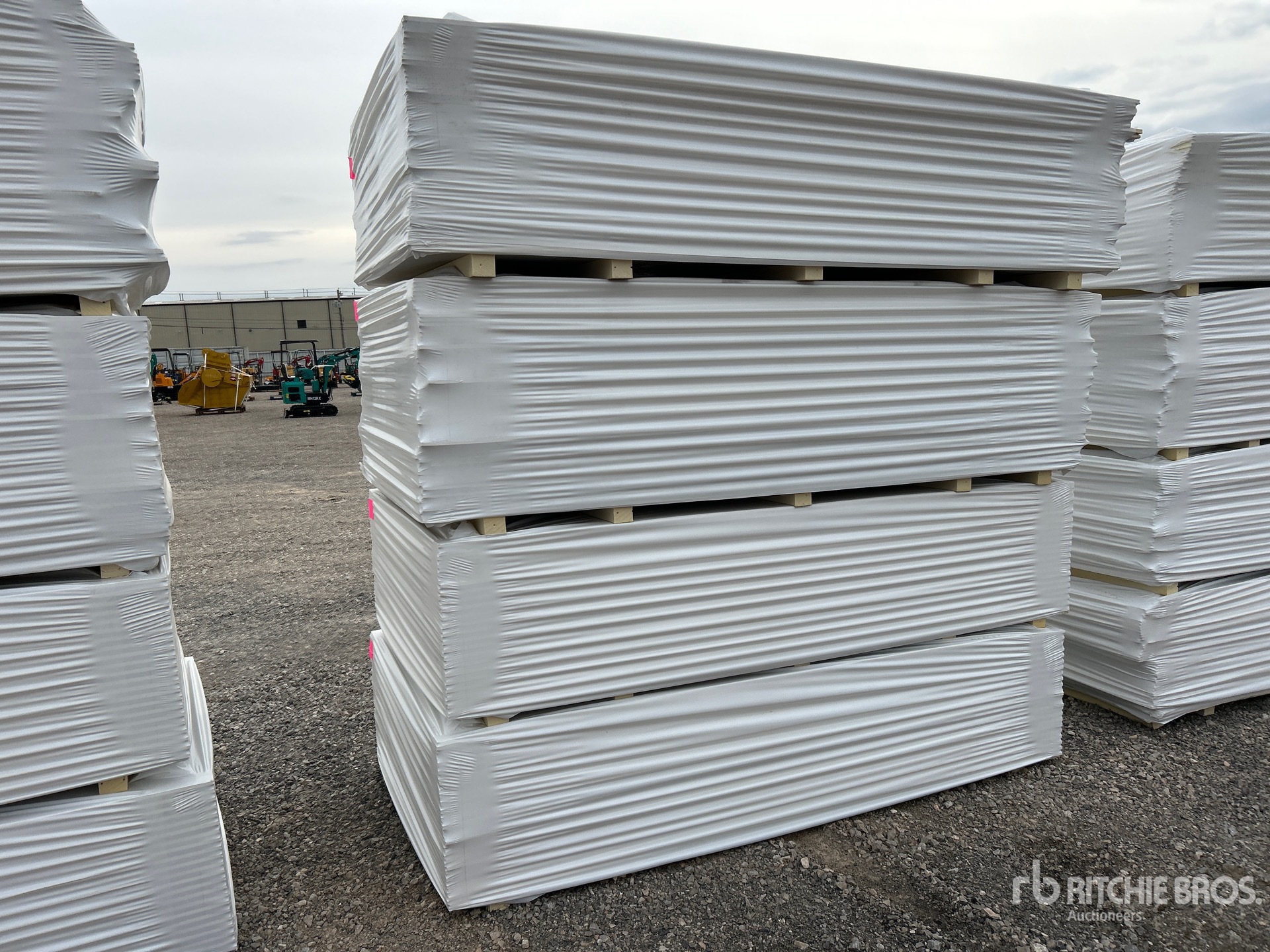 General Appearance with Bild, Ecke hinten rechts