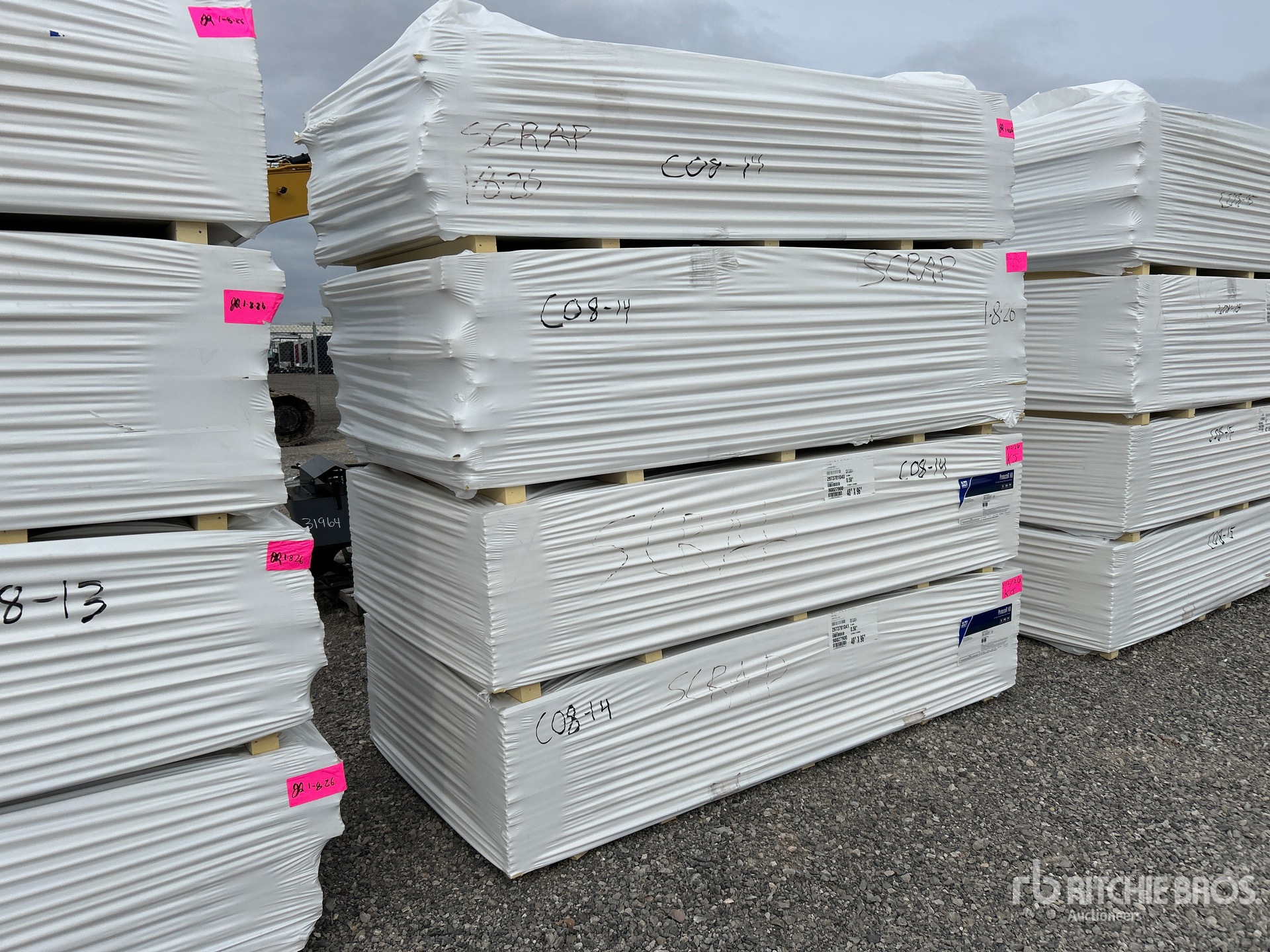 General Appearance with Bild, Ecke vorne links