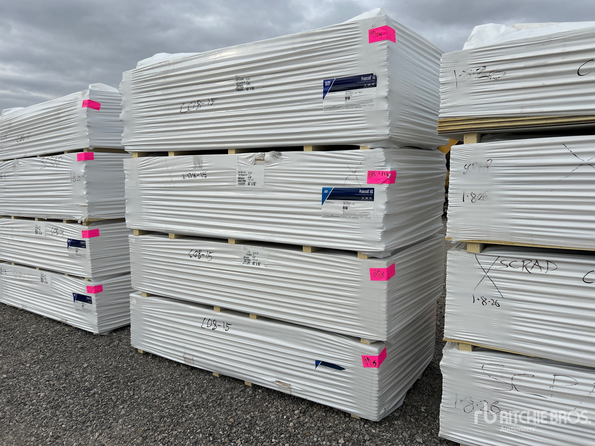 General Appearance with Bild, Ecke hinten links