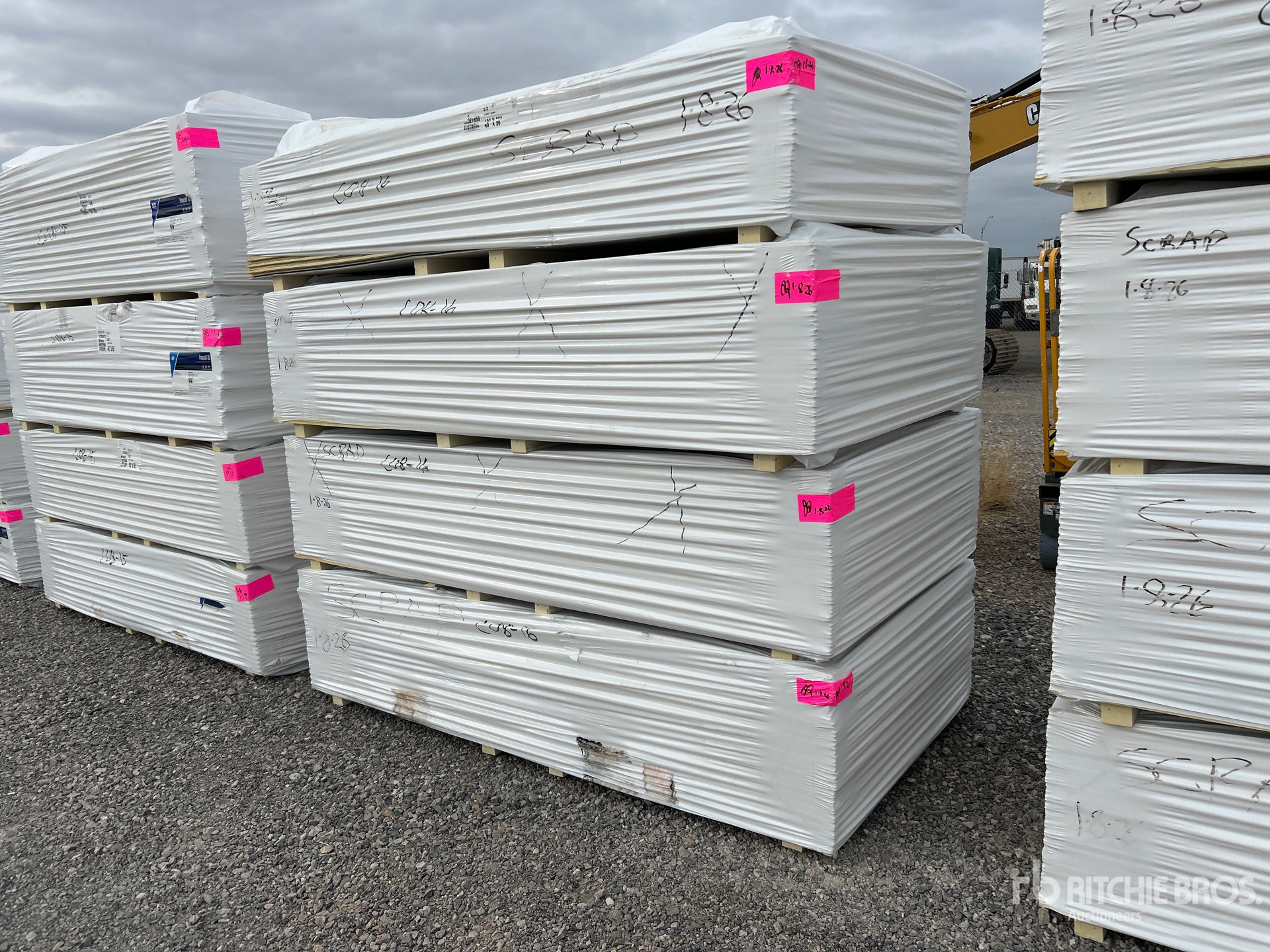 General Appearance with Bild, Ecke hinten links