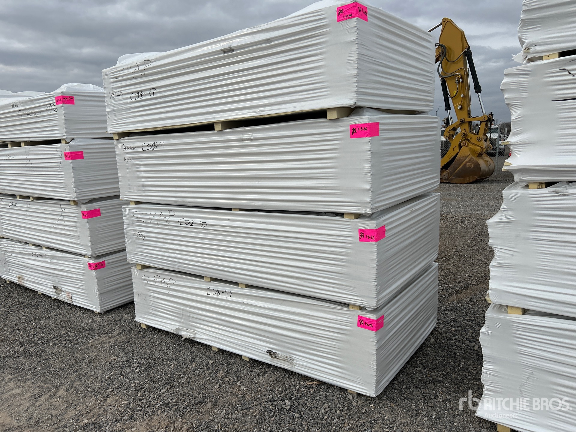 General Appearance with Bild, Ecke hinten links