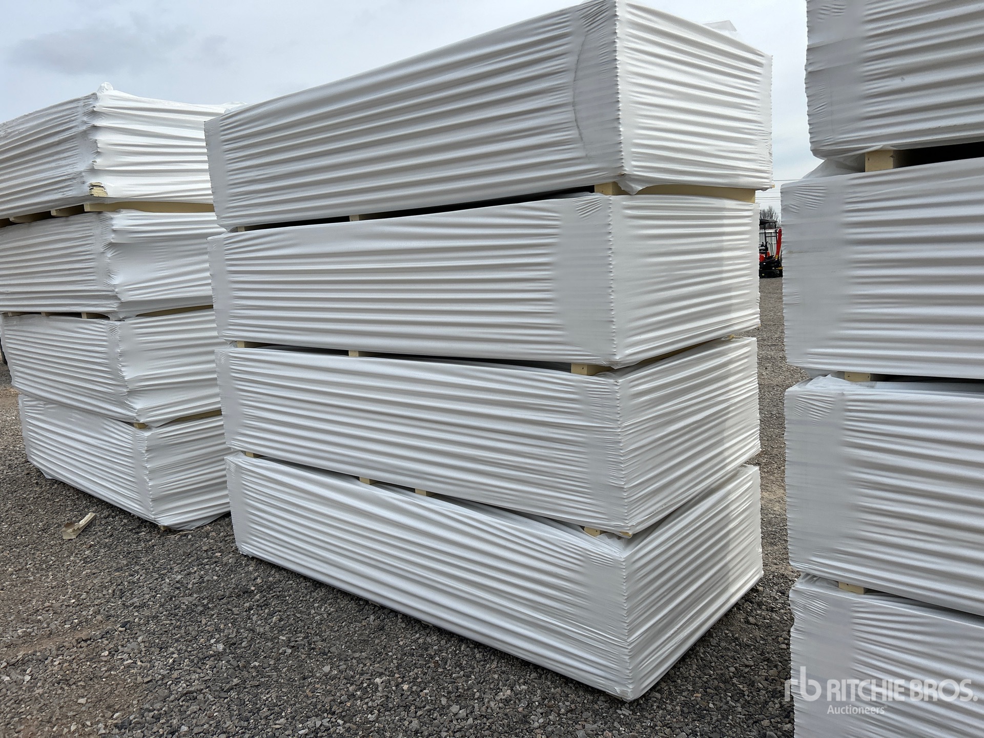 General Appearance with Bild, Ecke vorne rechts