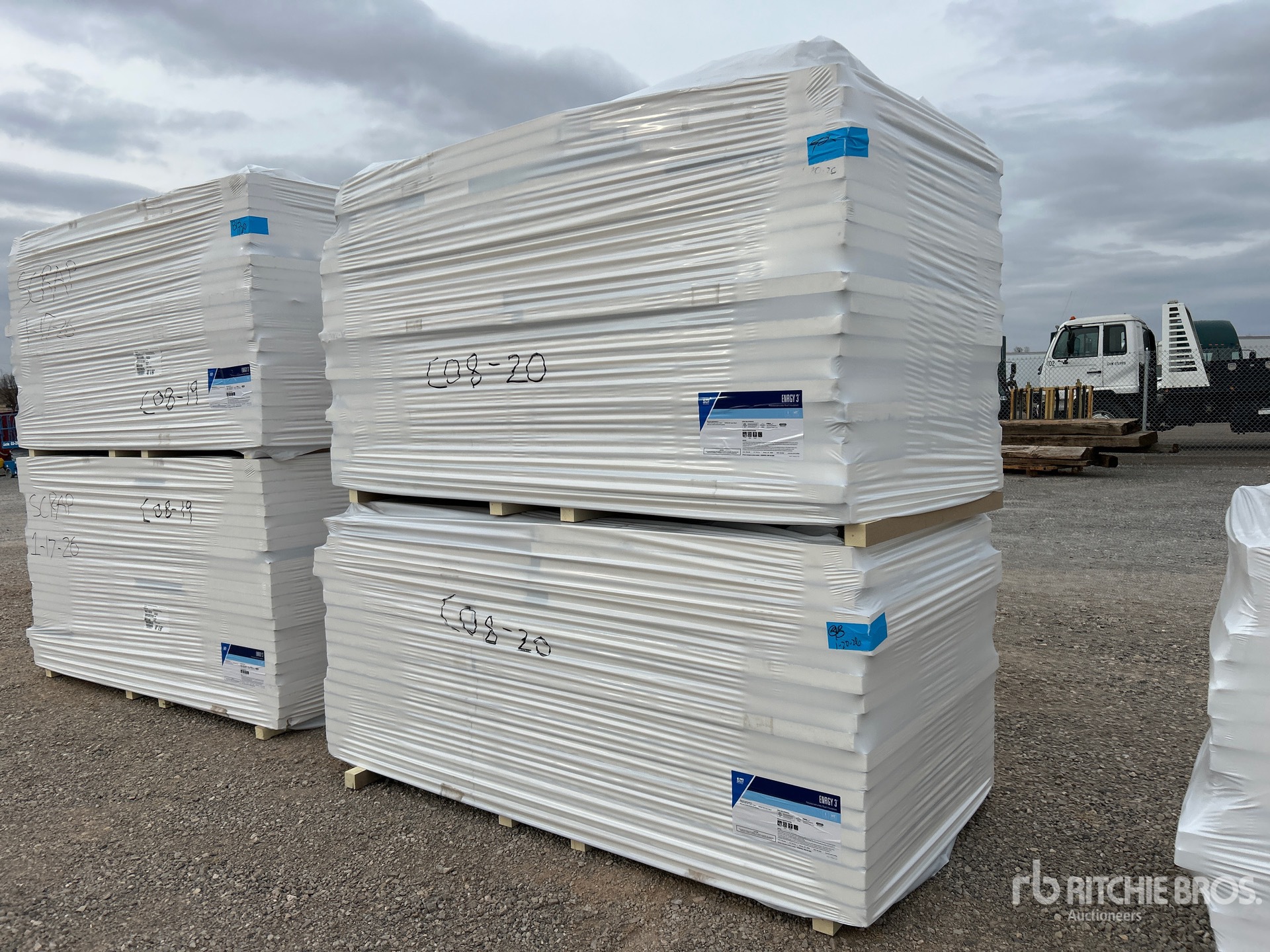 General Appearance with Bild, Ecke hinten links