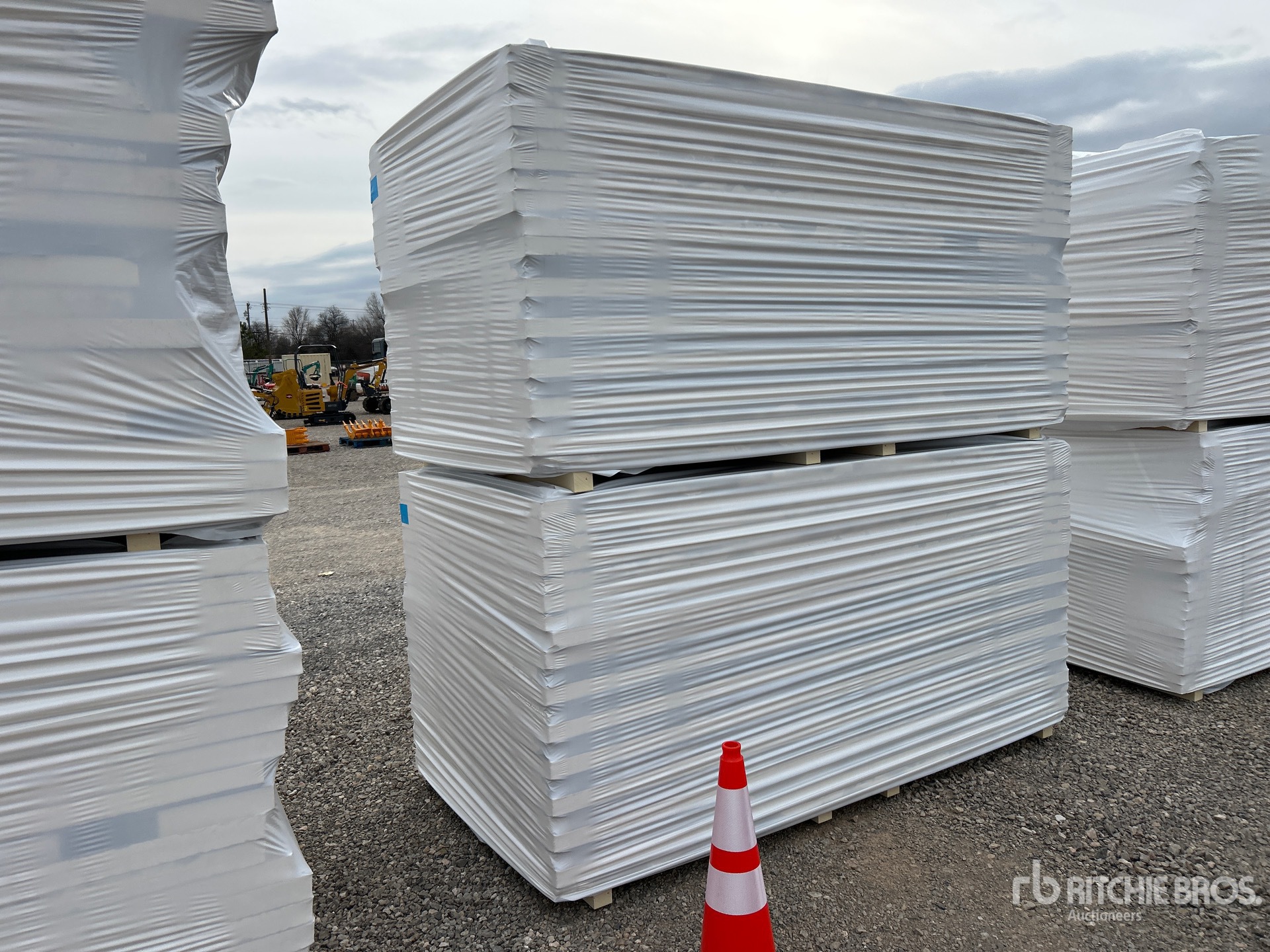 General Appearance with Bild, Ecke hinten rechts