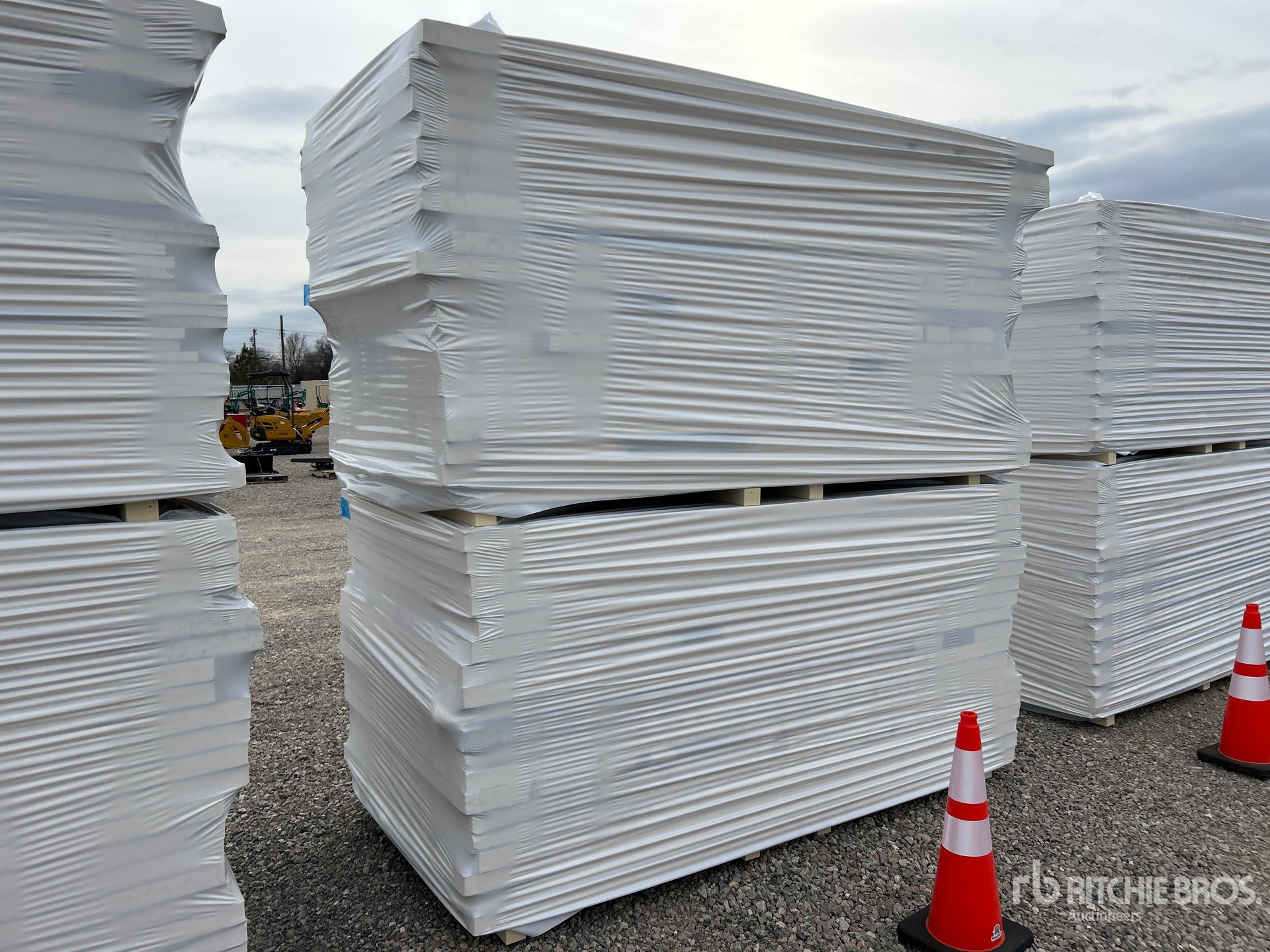 General Appearance with Bild, Ecke hinten rechts