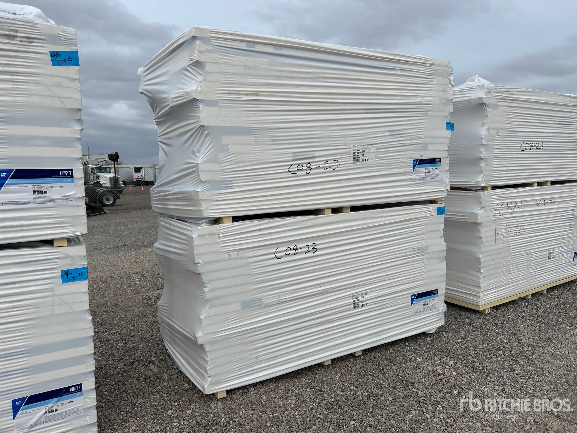 General Appearance with Bild, Ecke vorne links