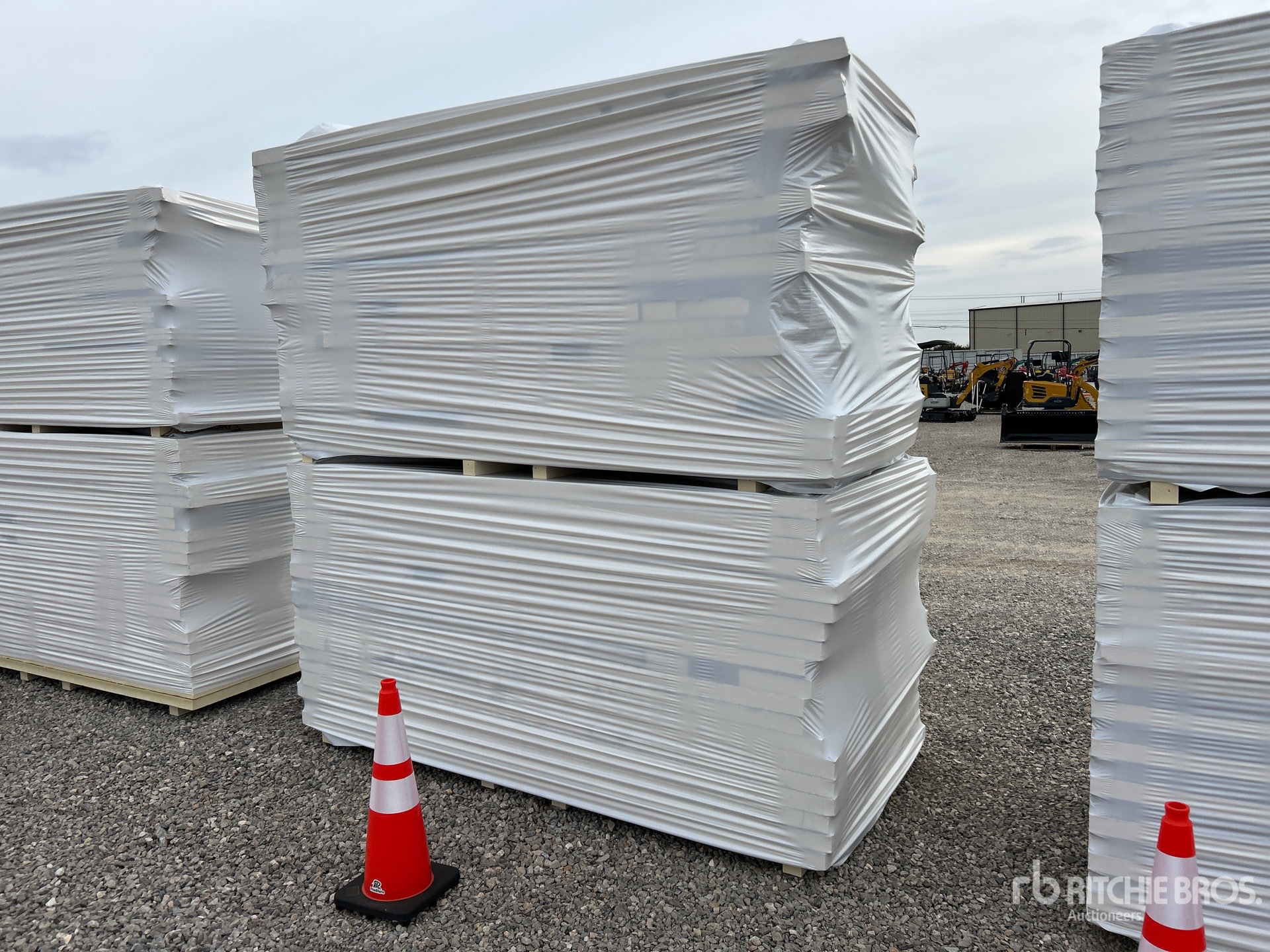 General Appearance with Bild, Ecke vorne rechts