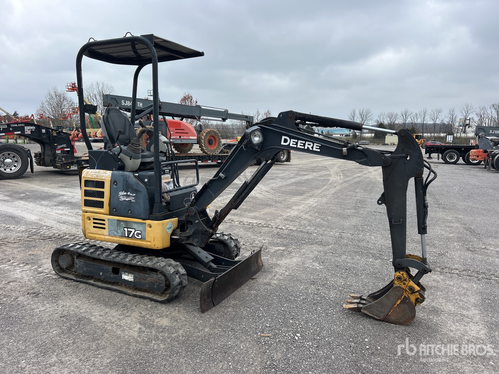 General Appearance with Image, coin avant droit