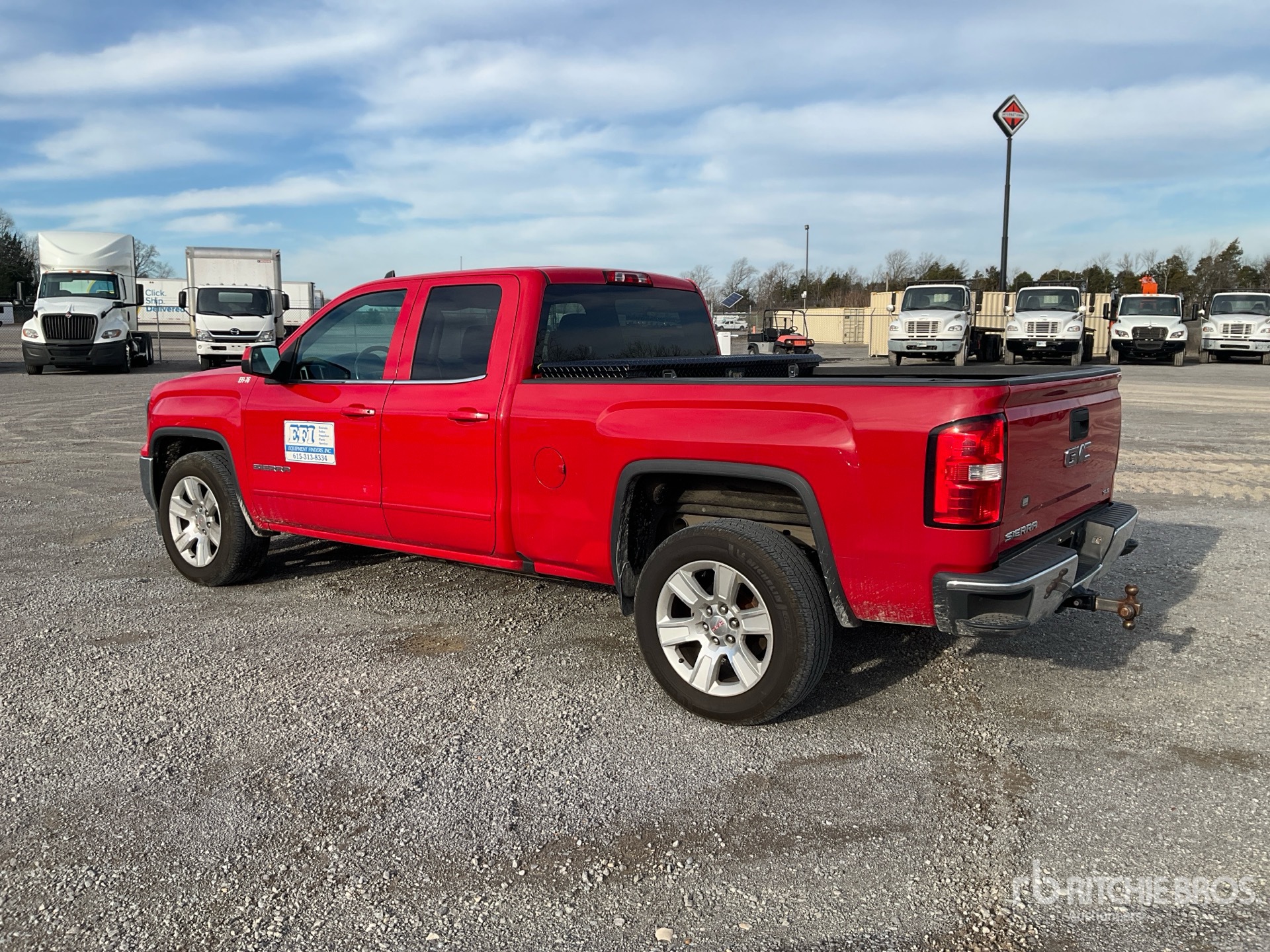 General Appearance with Bild, Ecke hinten links