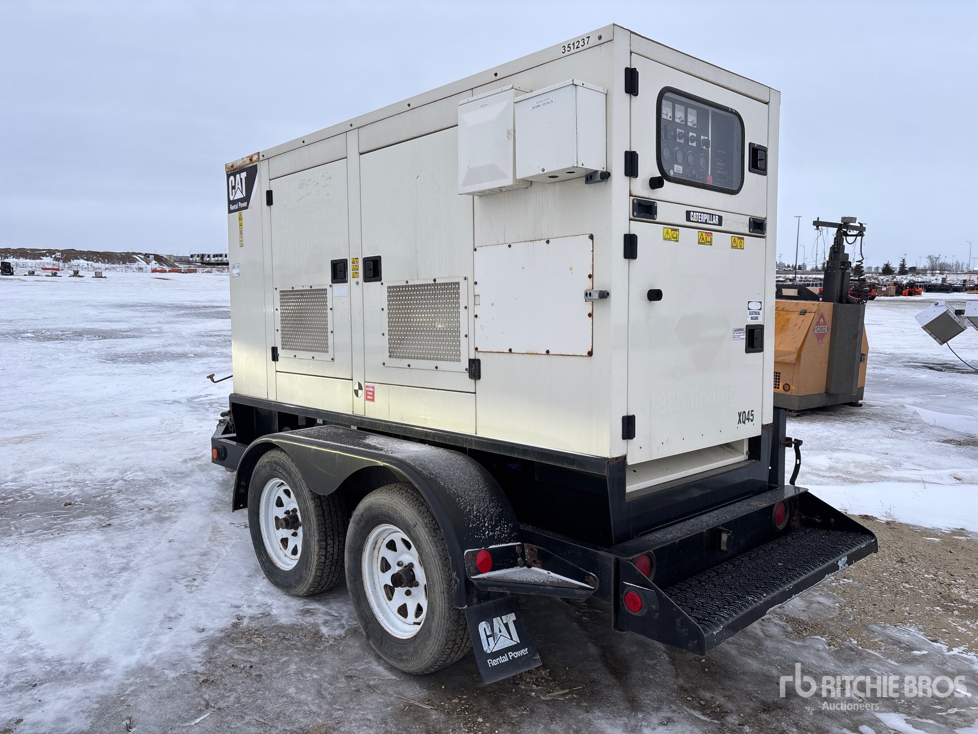 General Appearance with Bild, Ecke hinten links