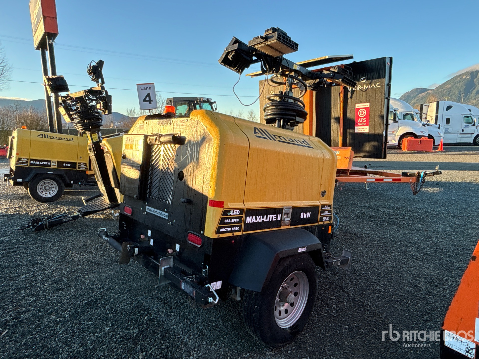 General Appearance with Picture, Right Rear Corner