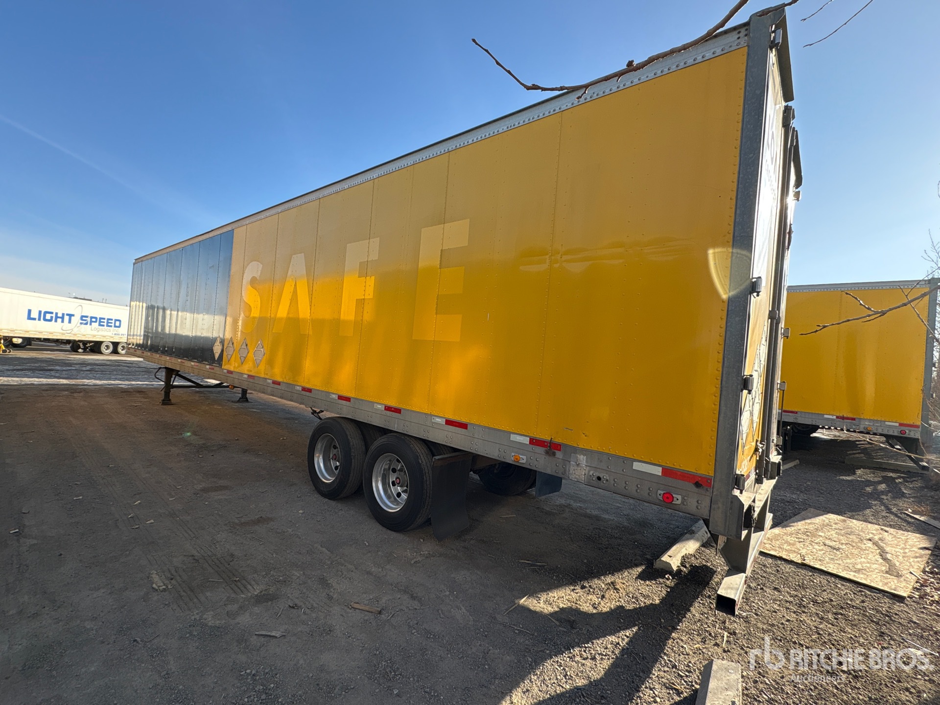 General Appearance with Imagen: esquina trasera izquierda