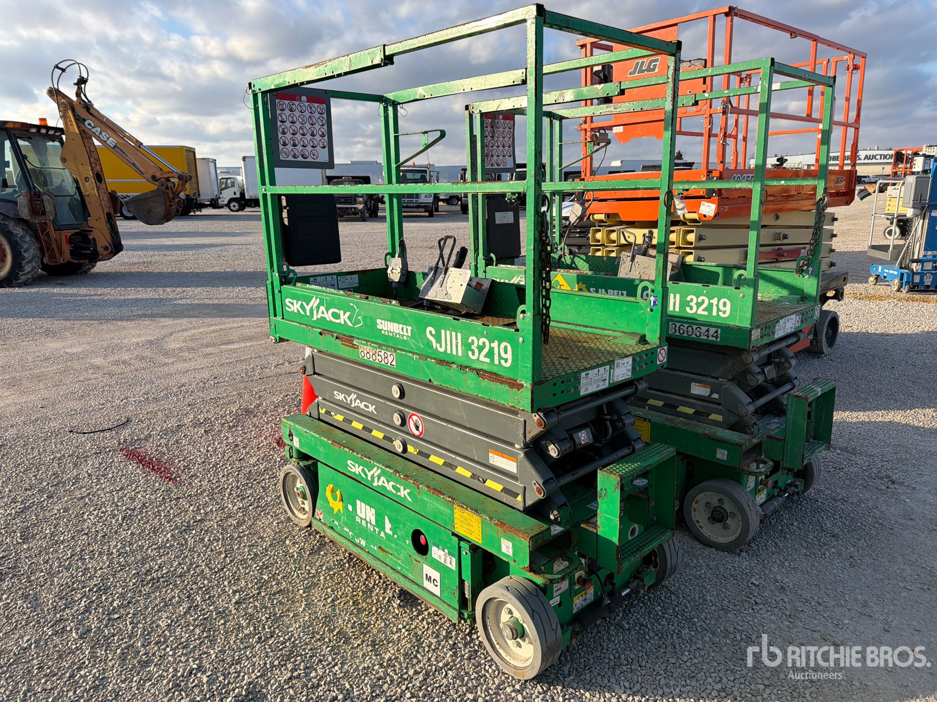 General Appearance with Zdjęcie, lewy dolny róg