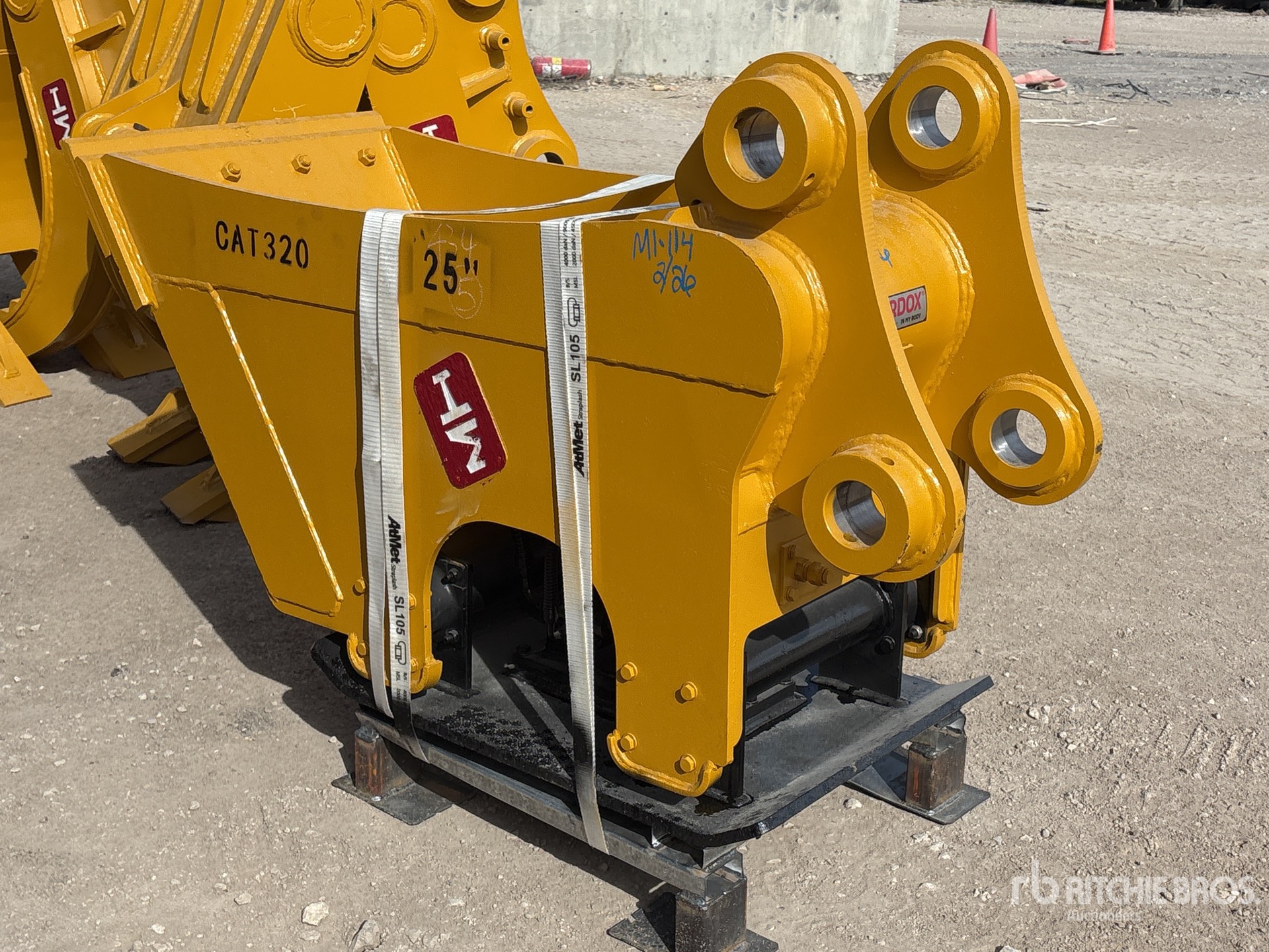 Aspect général with Image, coin arrière gauche