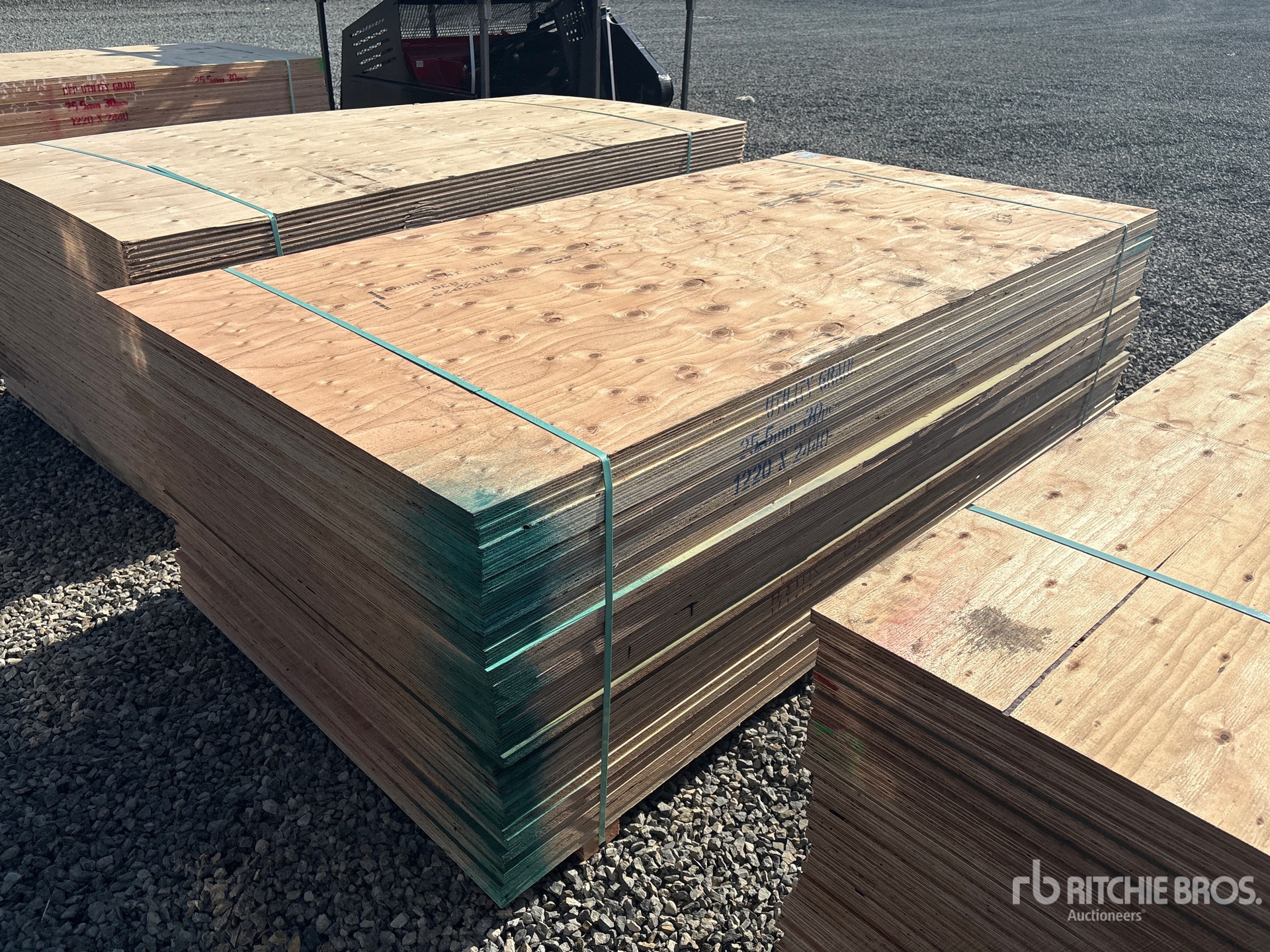 General Appearance with Bild, Ecke vorne rechts