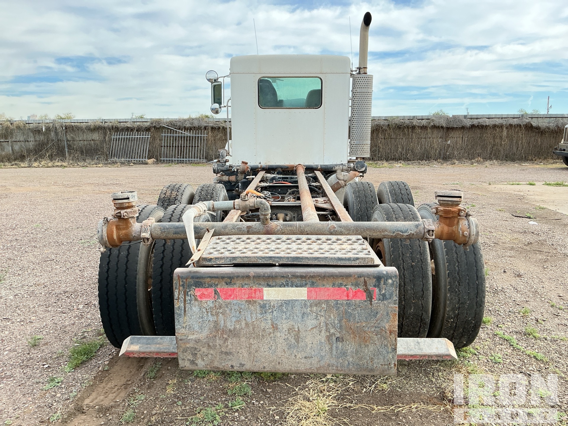 2007 Kenworth T300