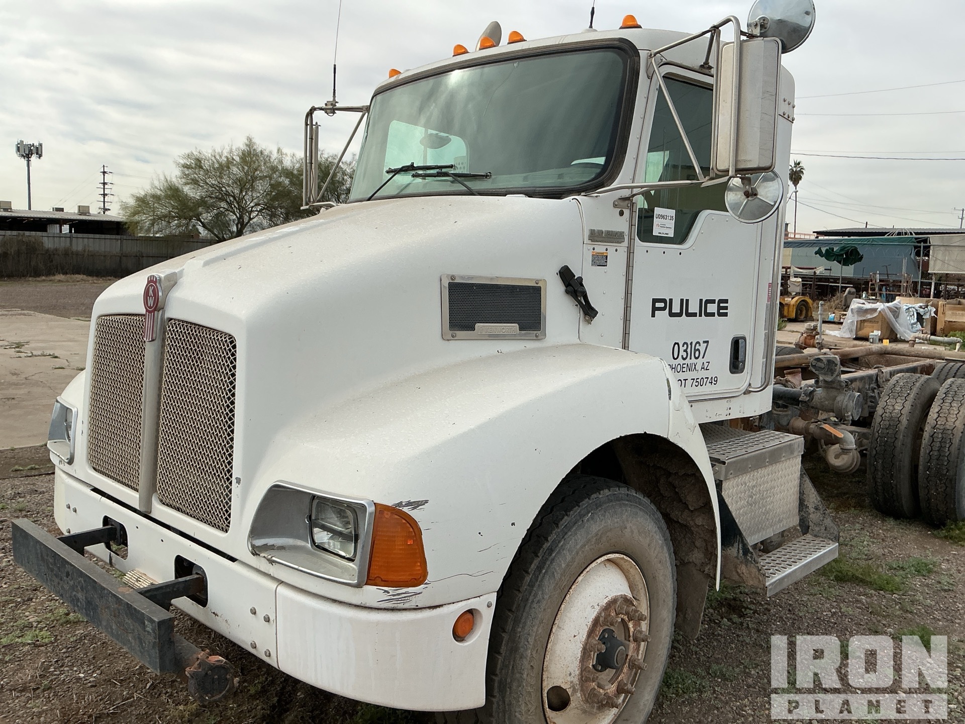 2007 Kenworth T300