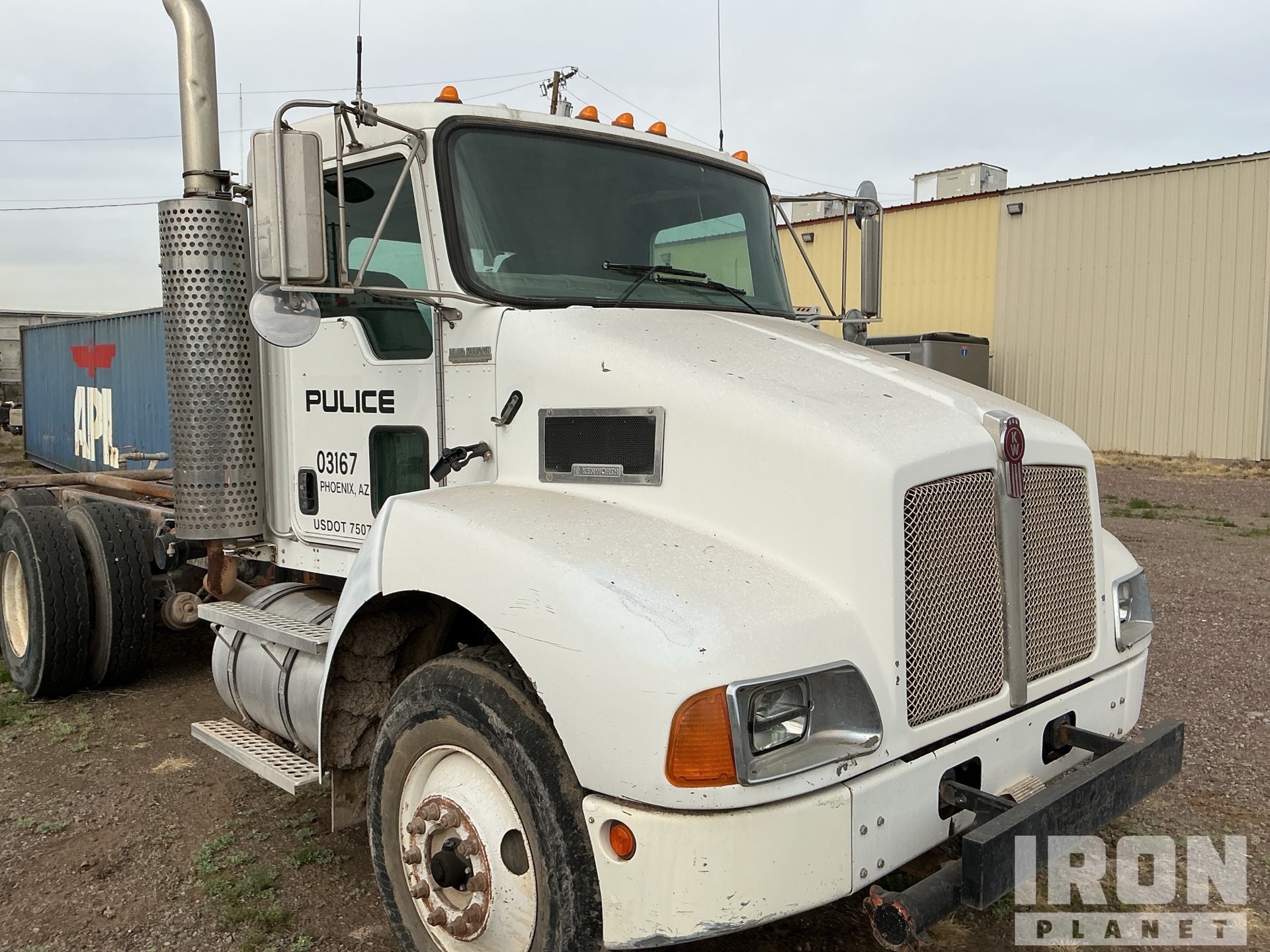 2007 Kenworth T300