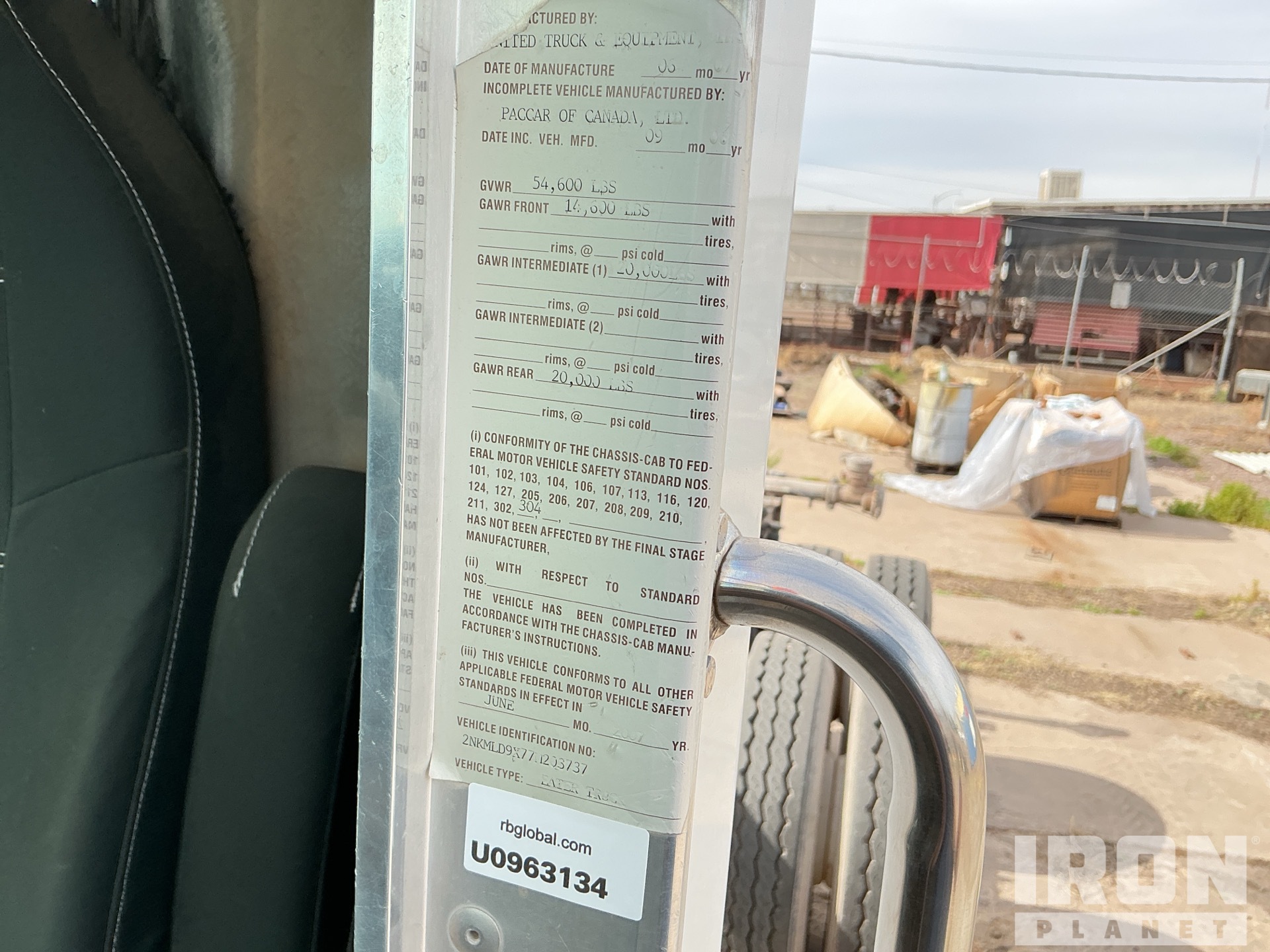 2007 Kenworth T300