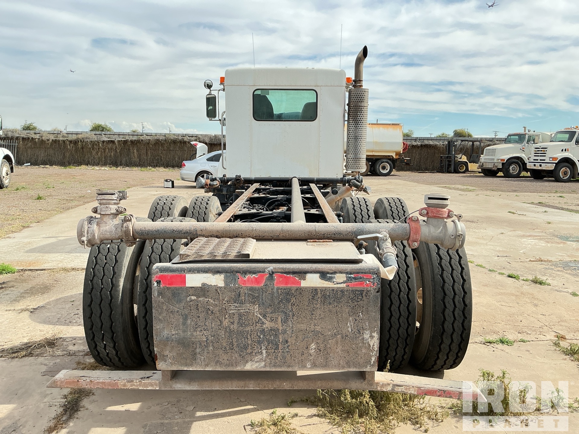 2007 Kenworth T300