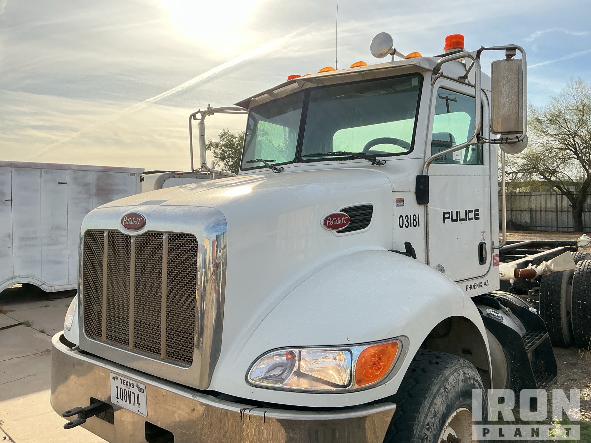 2014 Peterbilt 348