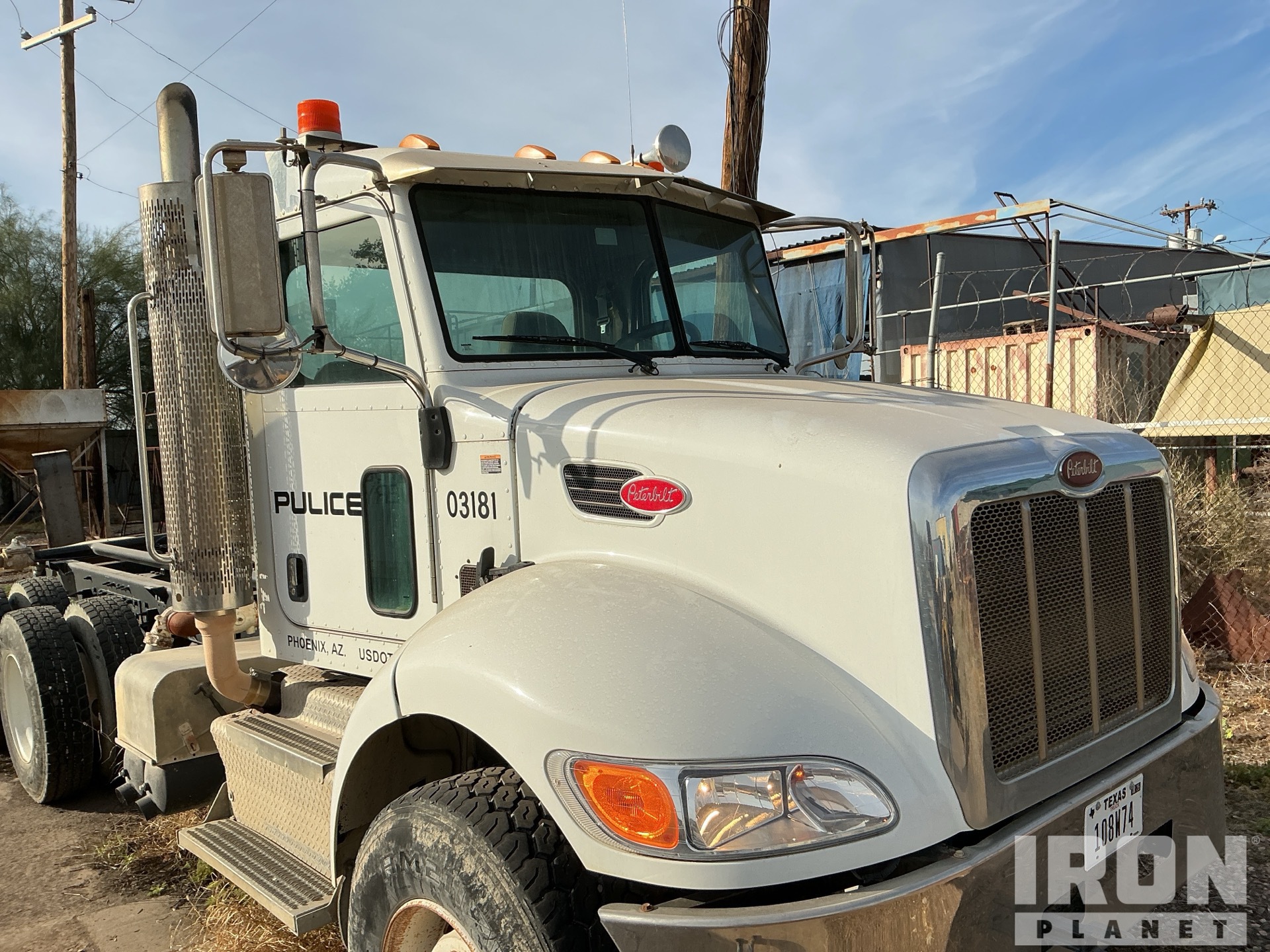 2014 Peterbilt 348