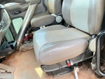 Cab with Seats/armrests