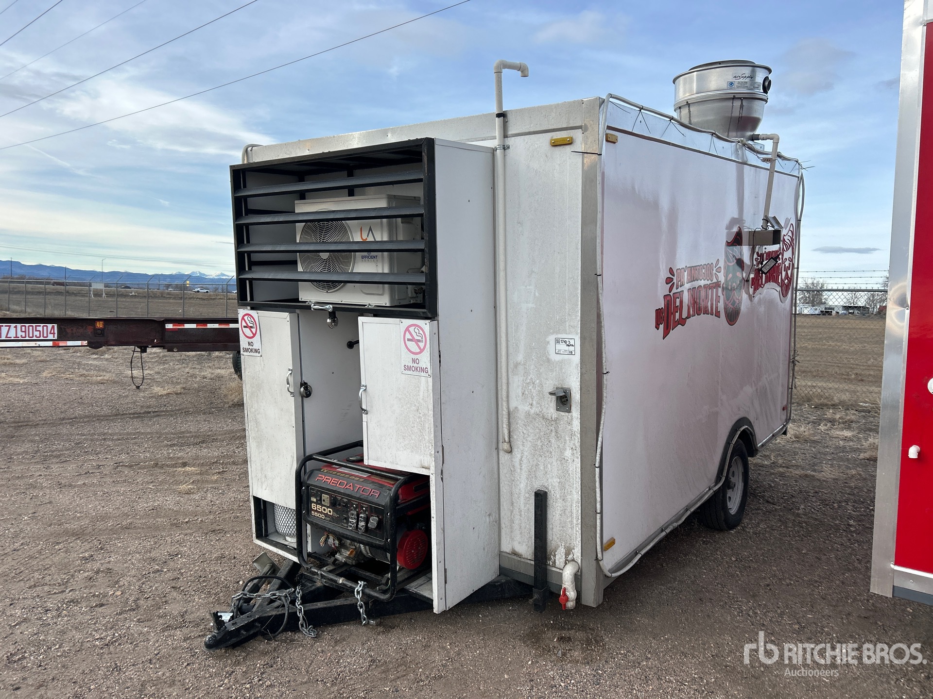 General Appearance with Image, coin avant gauche