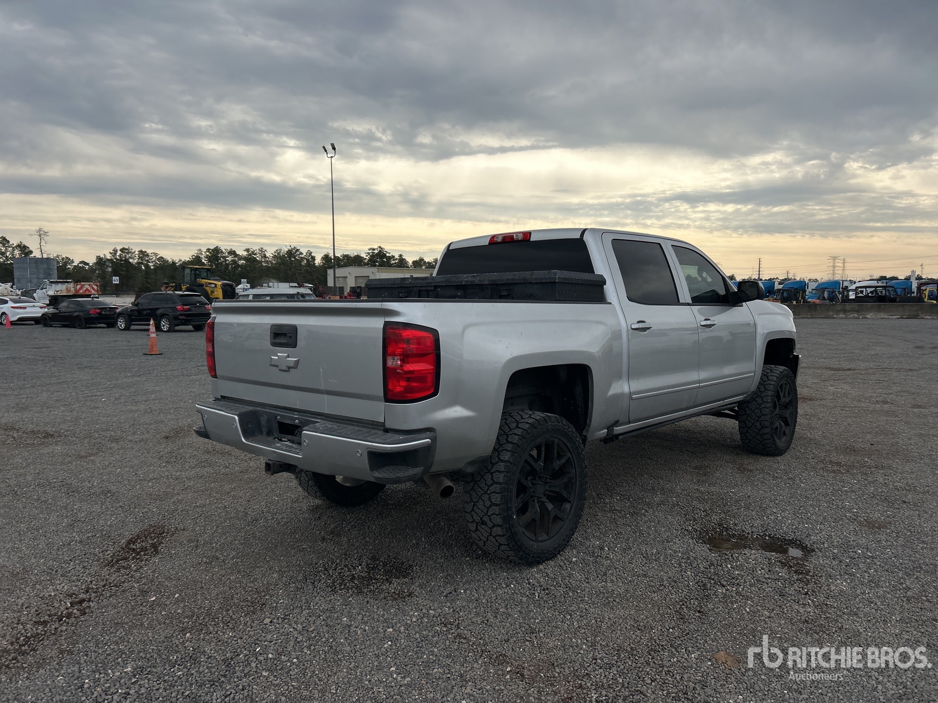 General Appearance with Zdjęcie, prawy dolny róg